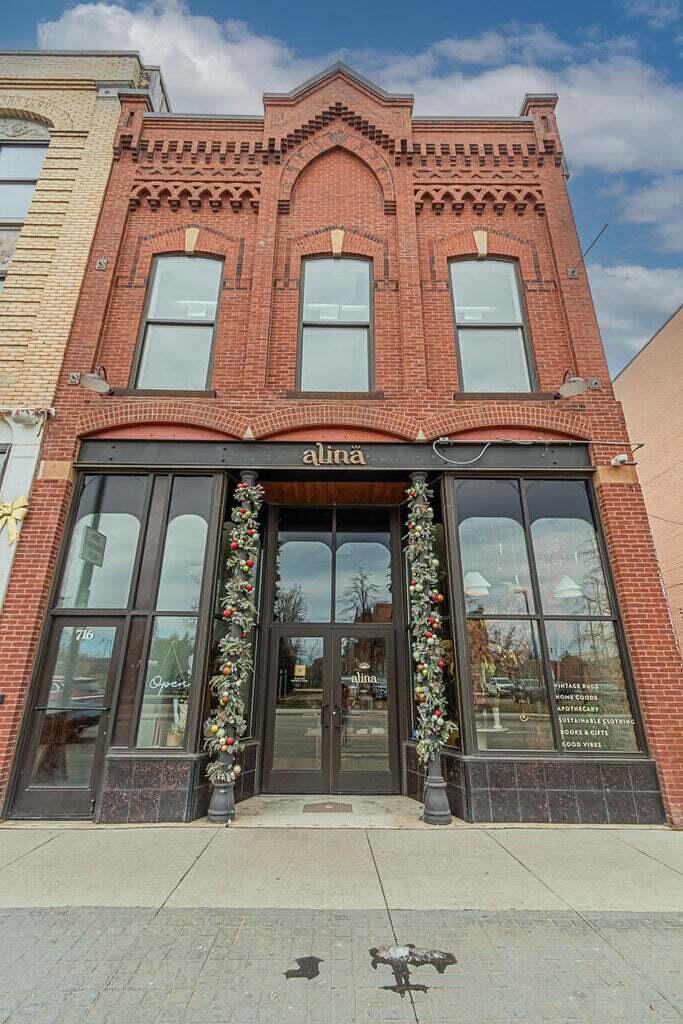 716 Main Avenue Property Photo 1