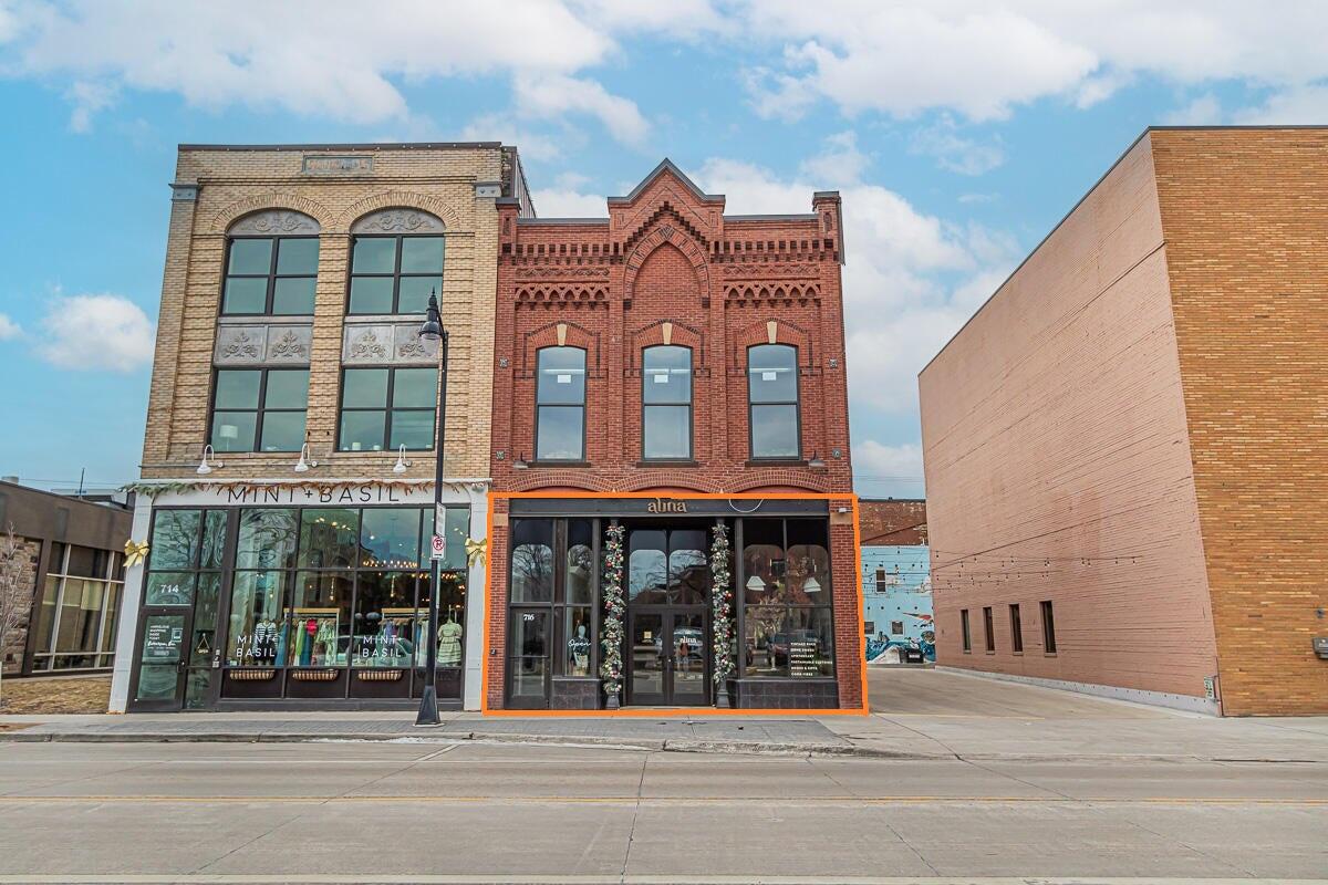 716 Main Avenue Property Photo 2