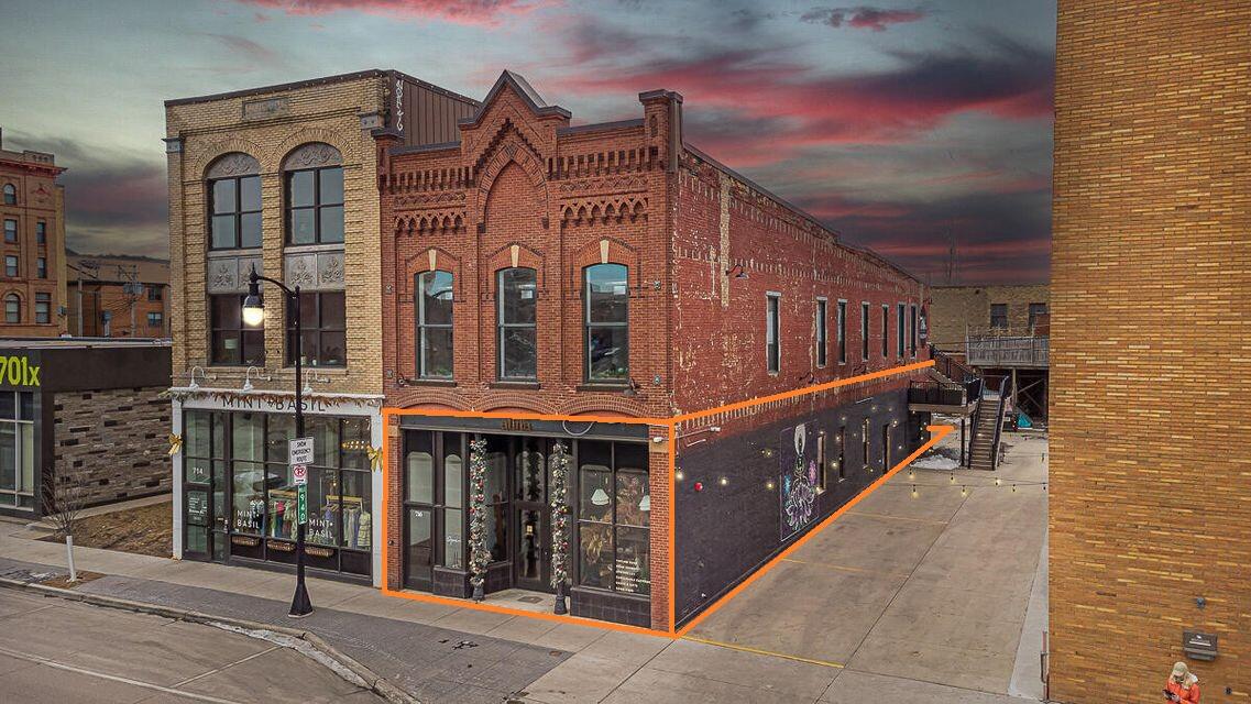 716 Main Avenue Property Photo 4