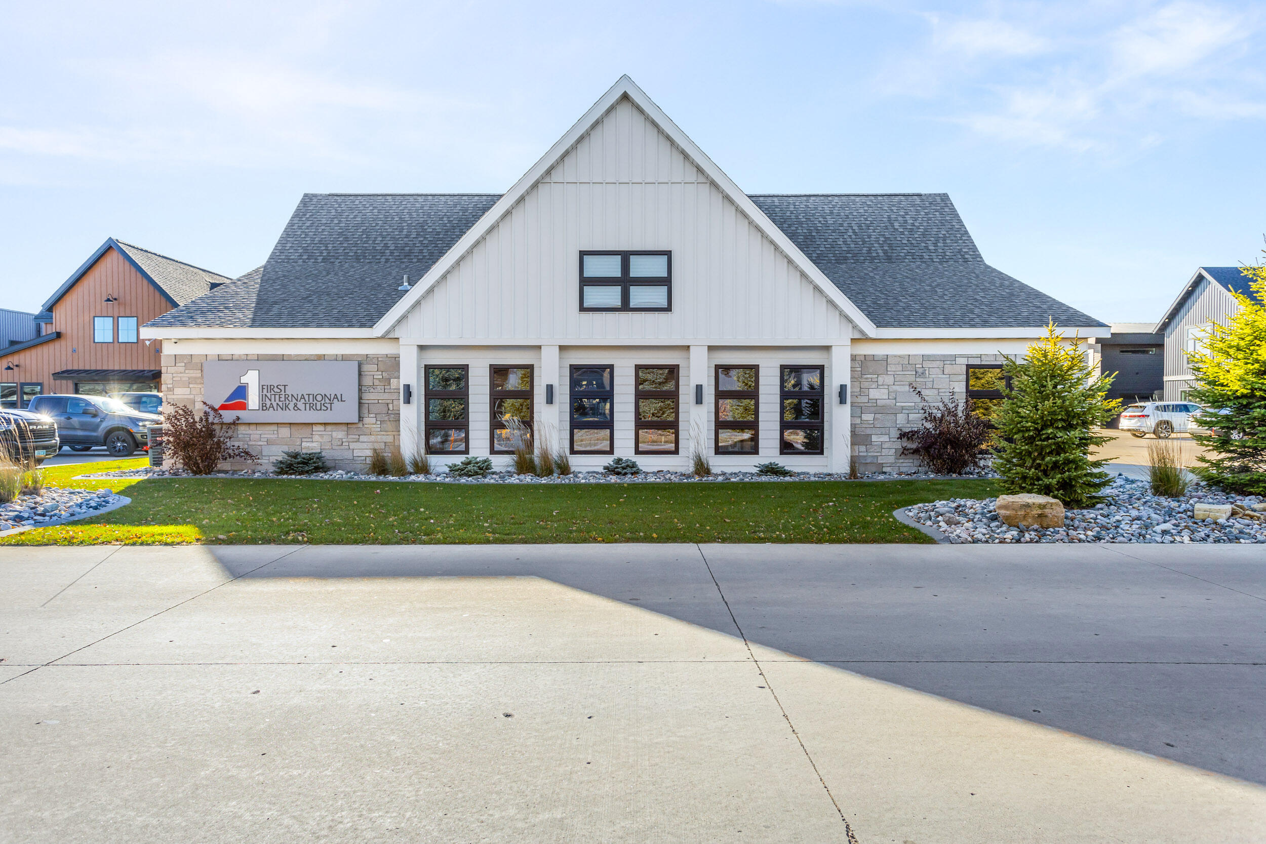 3220 Oak Ridge Loop E Property Photo 3