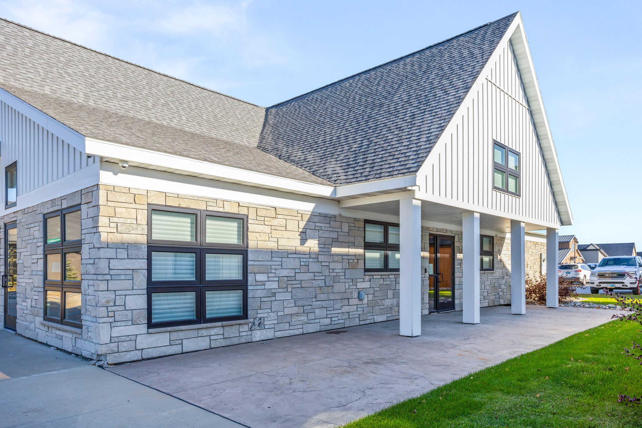 3220 Oak Ridge Loop E Property Photo 6