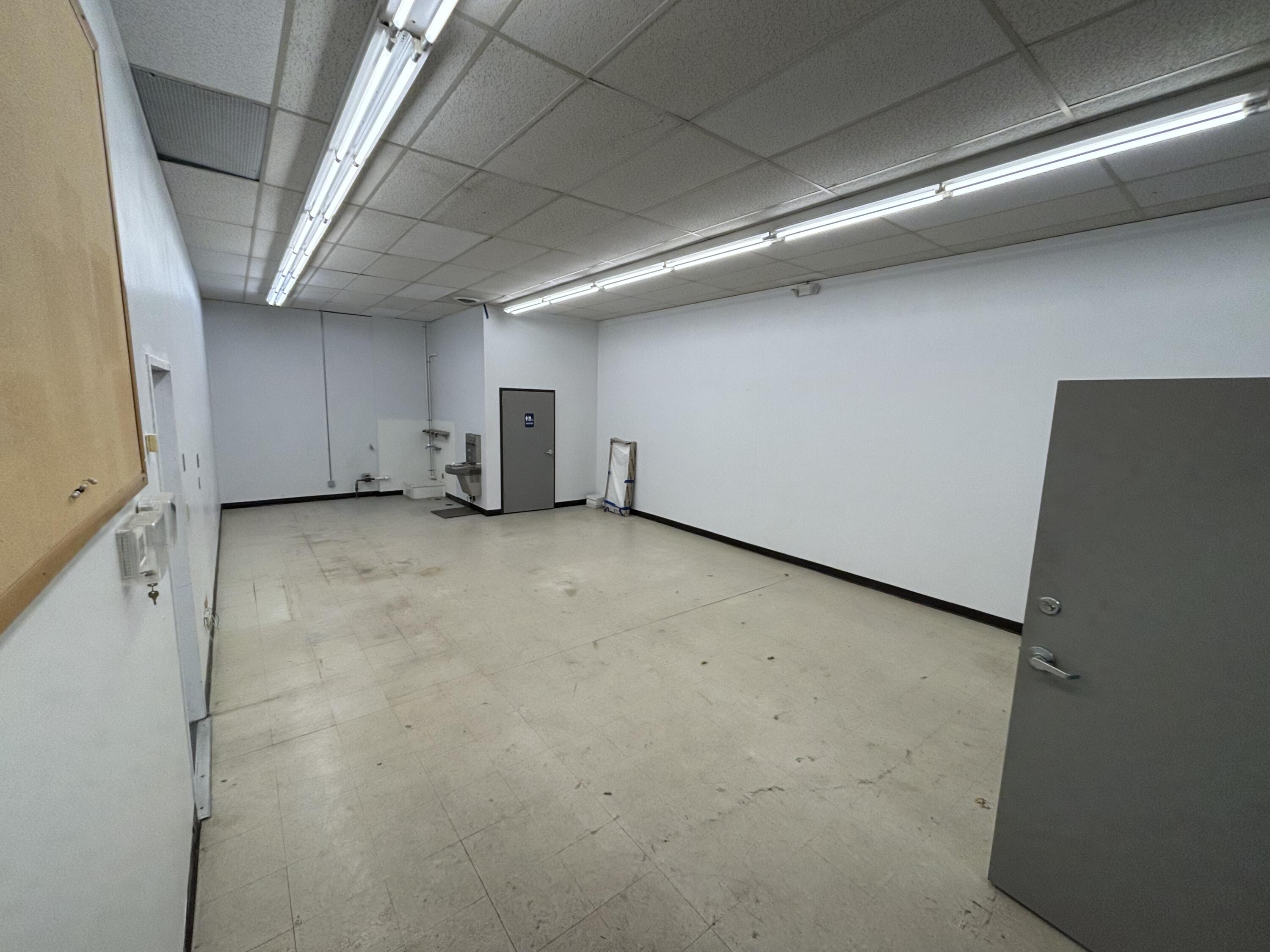 1411 University Drive Property Photo 4