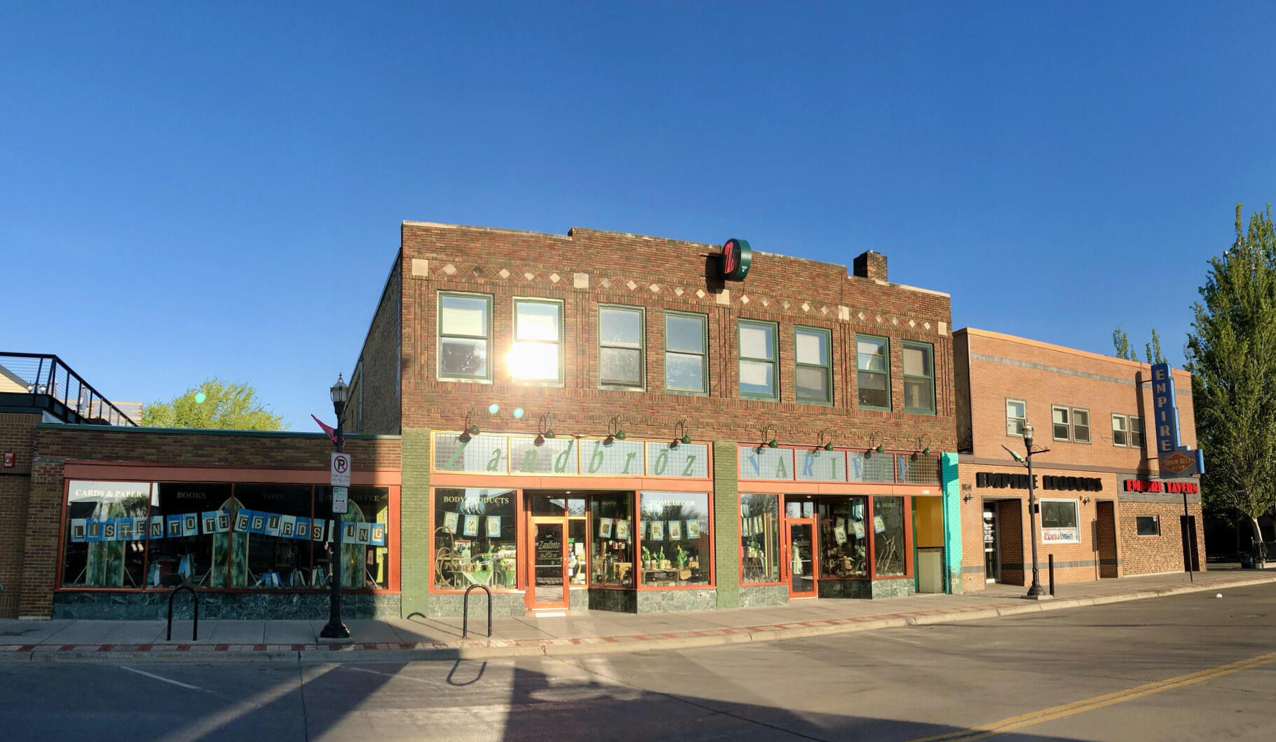 420 Broadway Drive Property Photo 3