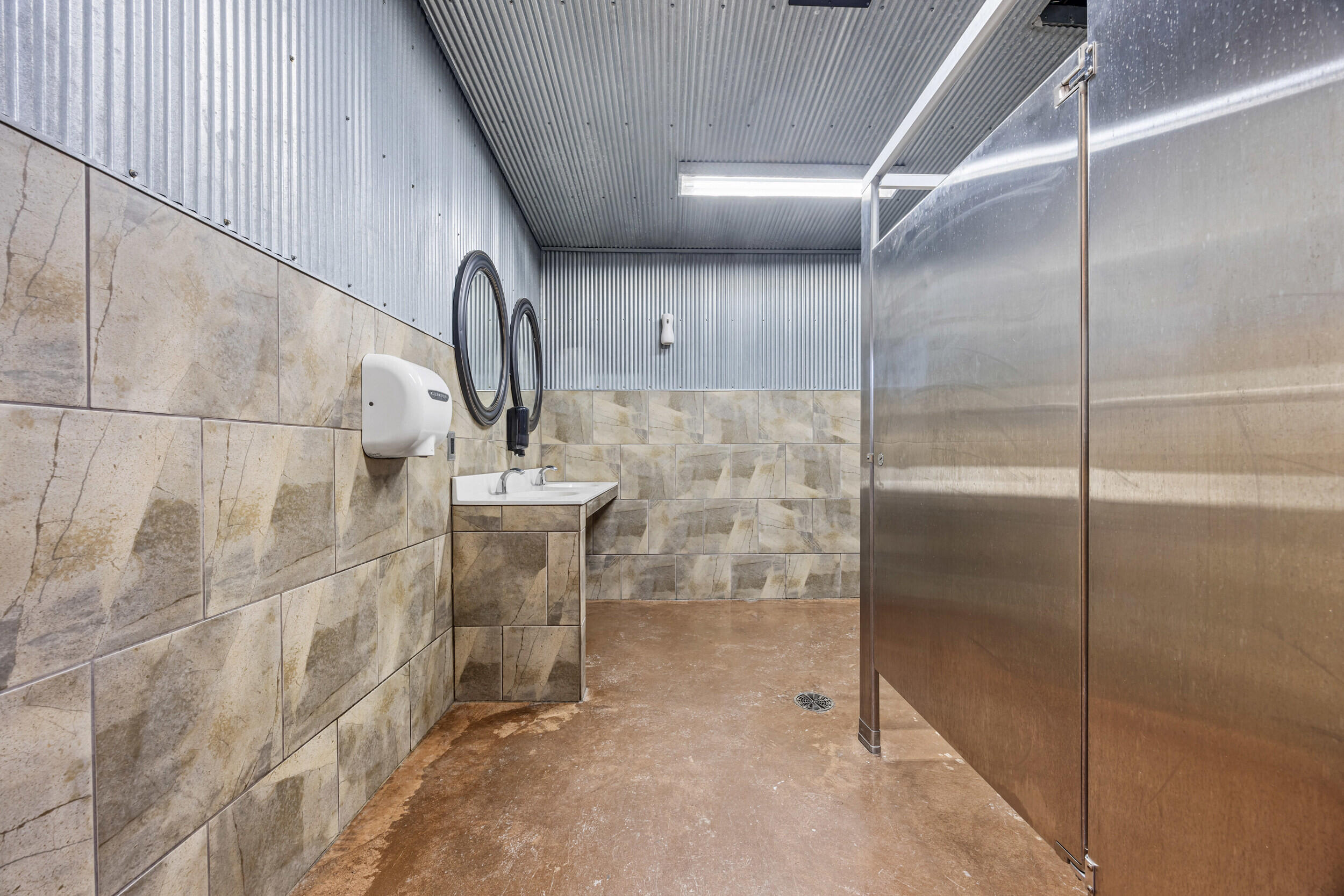 511 Fergus Avenue Property Photo 25