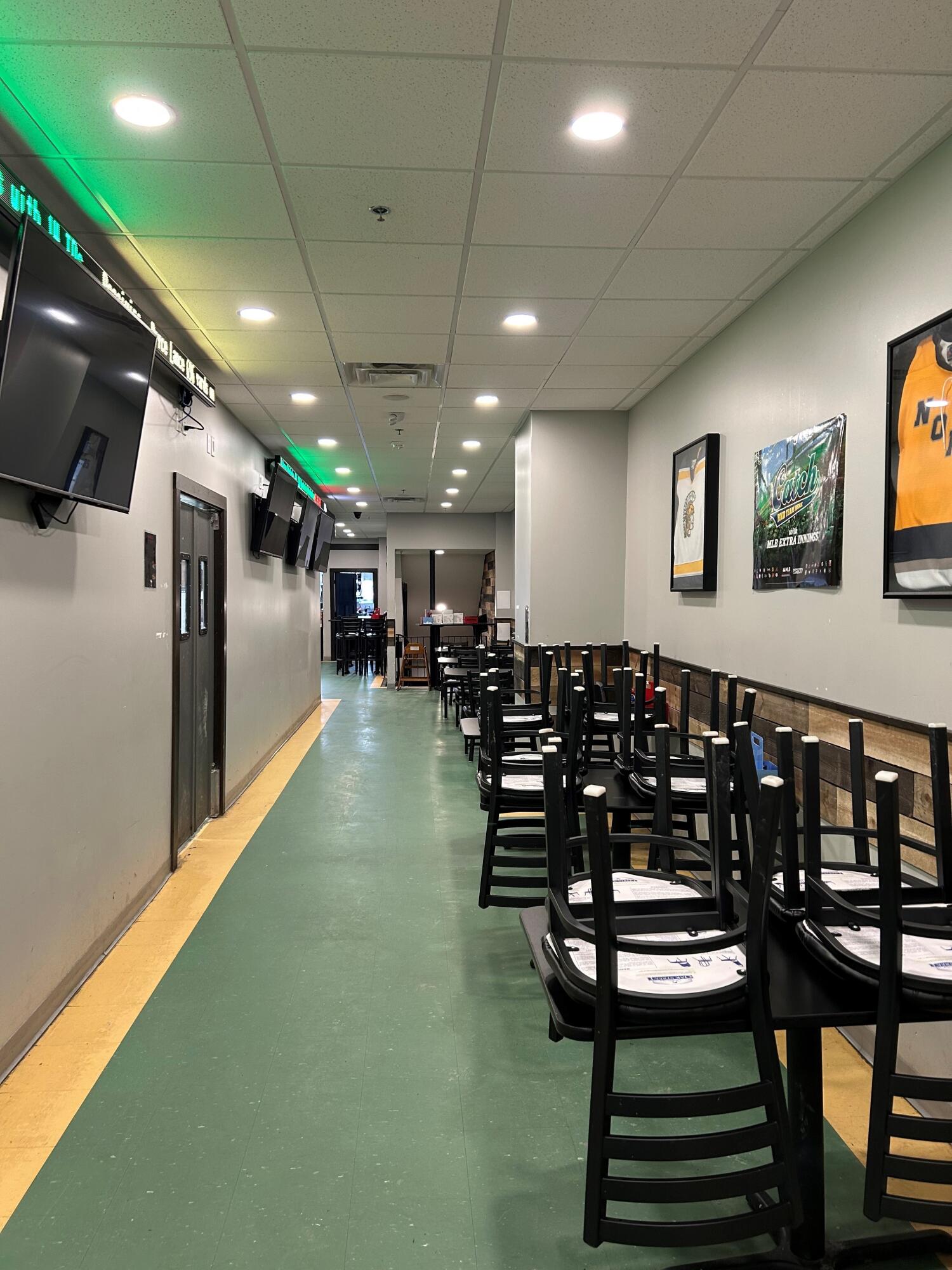 228 Broadway N Property Photo 5