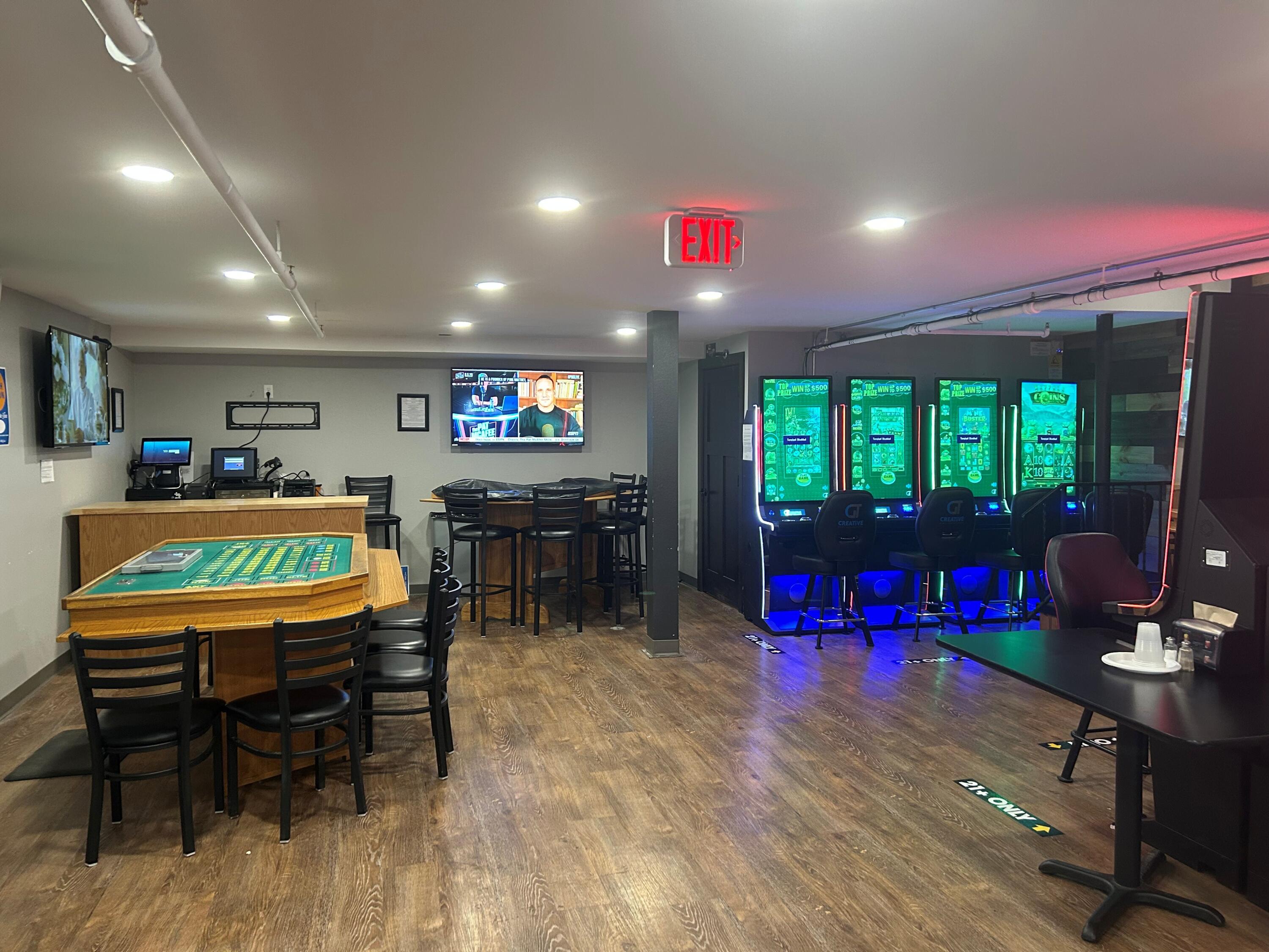 228 Broadway N Property Photo 13