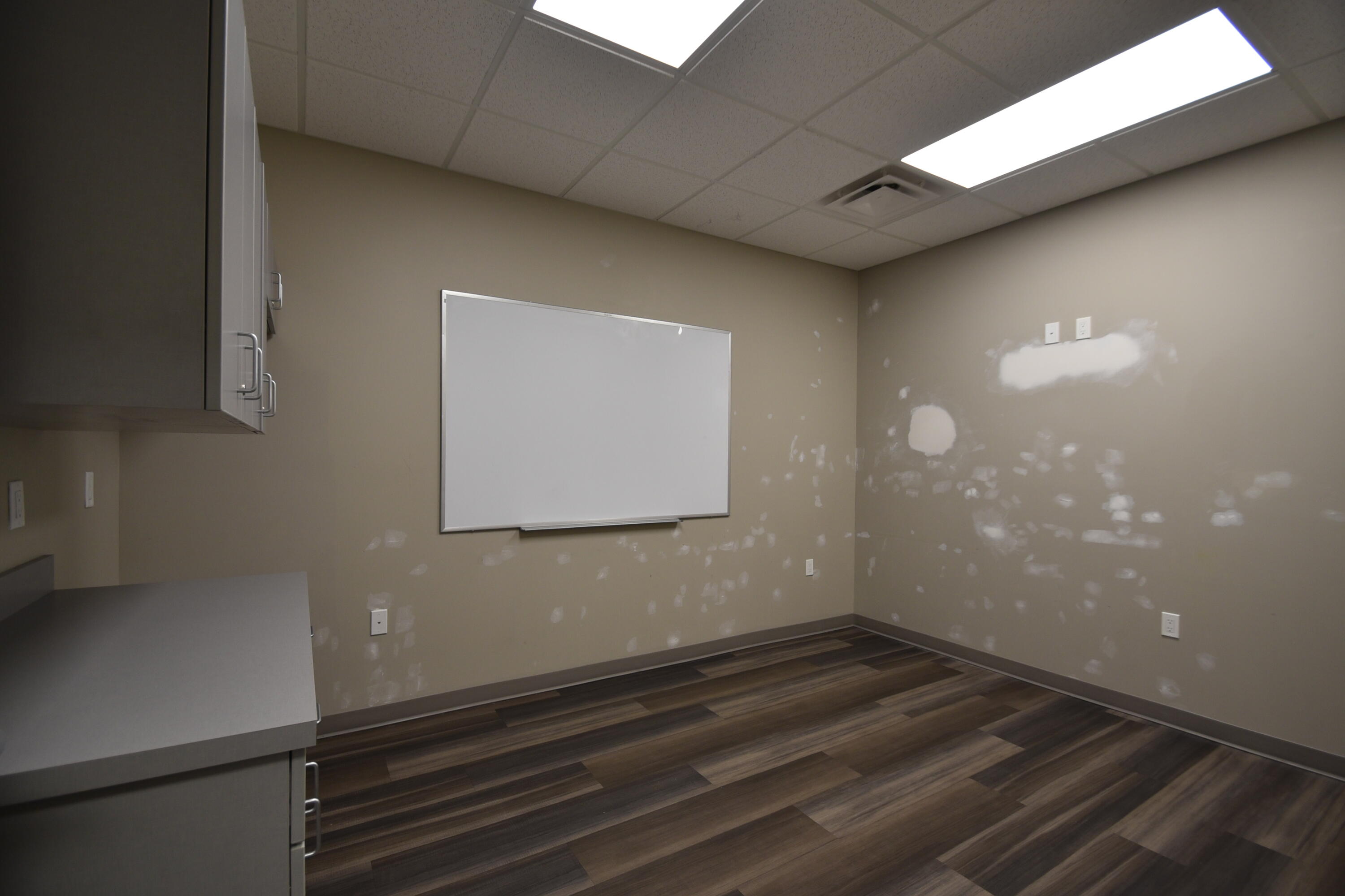 4725 Amber Valley Parkway S Property Photo 4