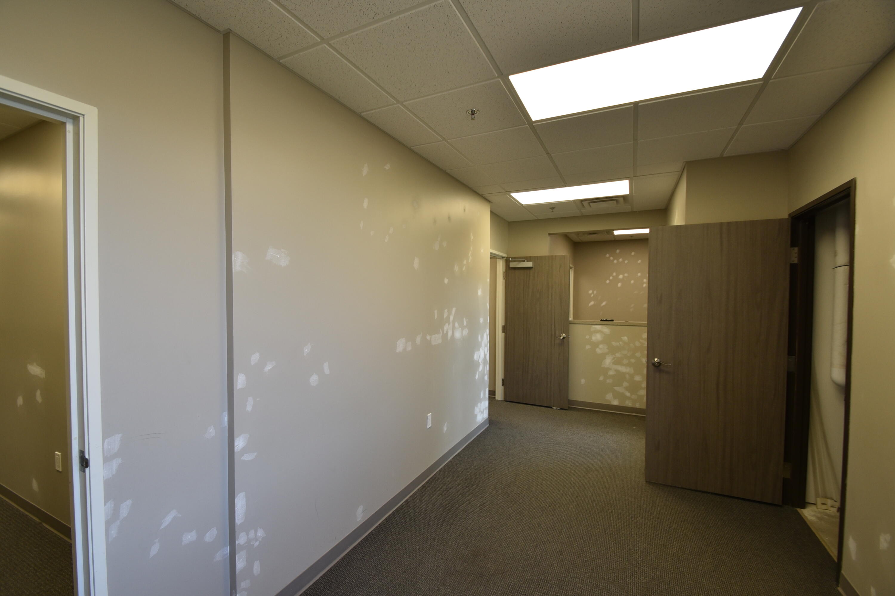 4725 Amber Valley Parkway S Property Photo 5