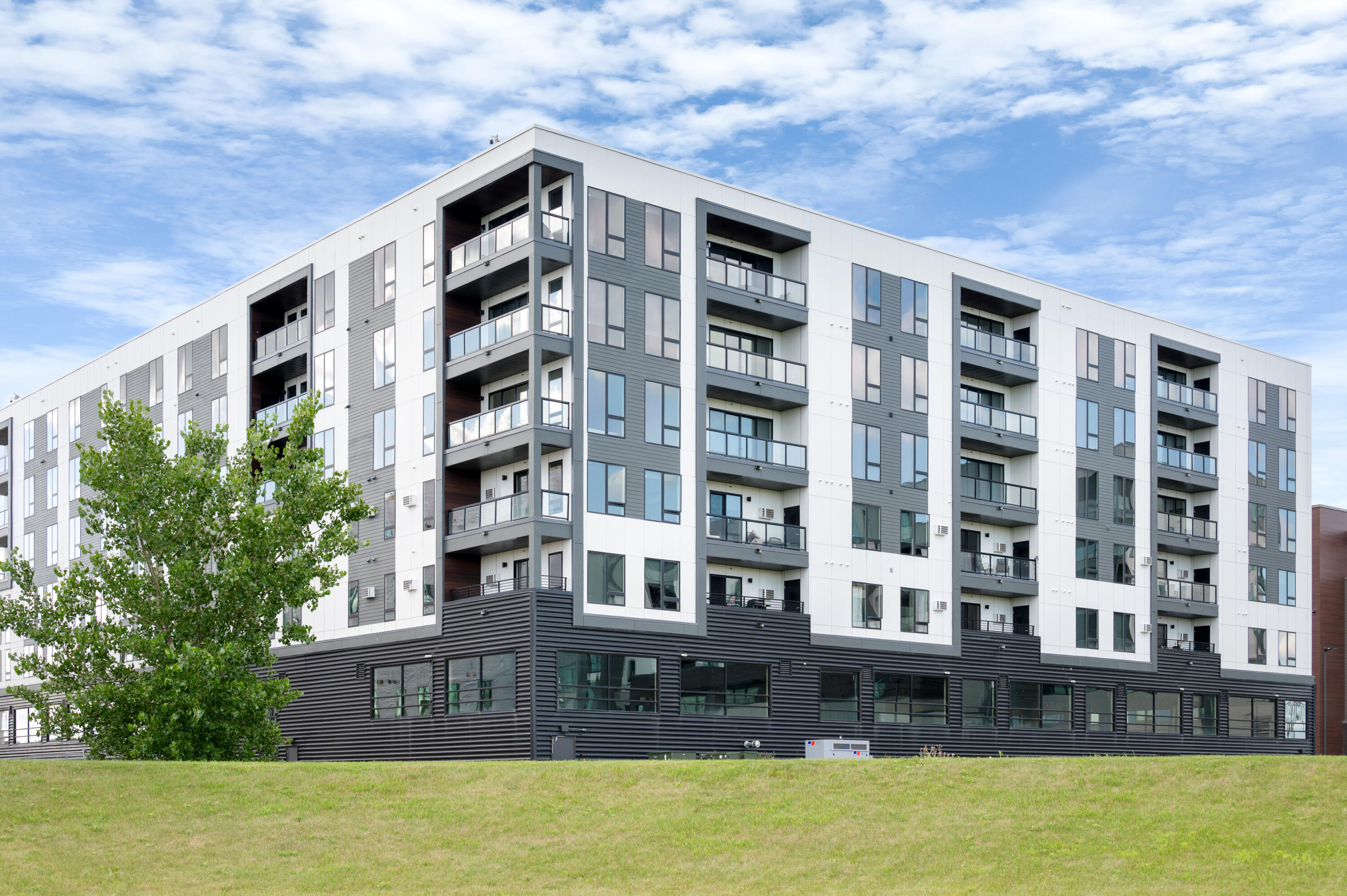 300 Main Avenue Property Photo 3