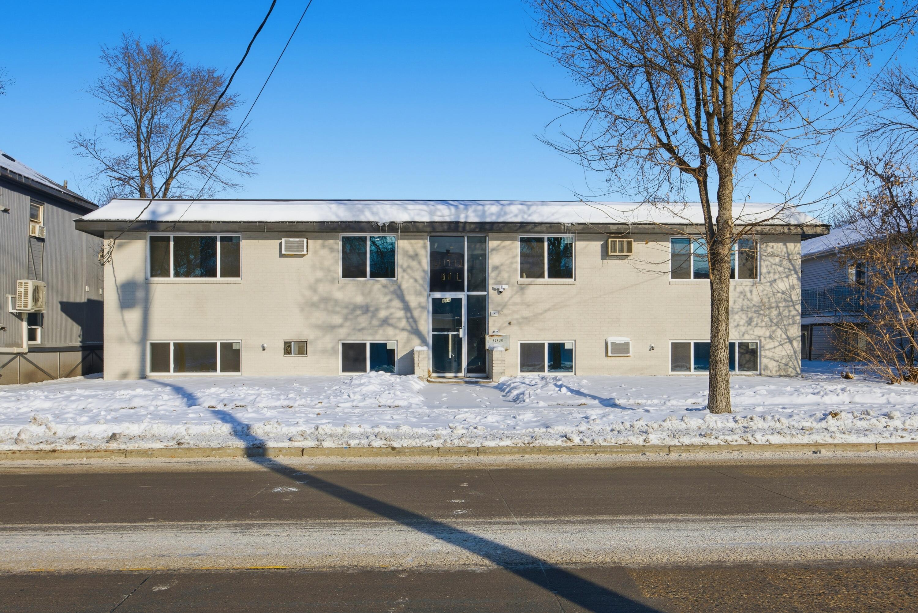 821 7th Avenue N Property Photo 1