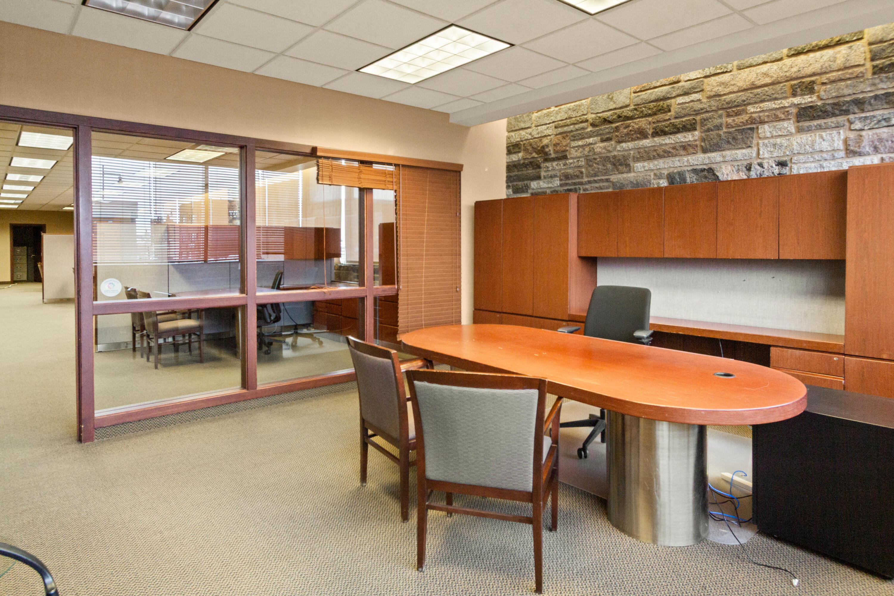 17 1st Avenue Sw Property Photo 3