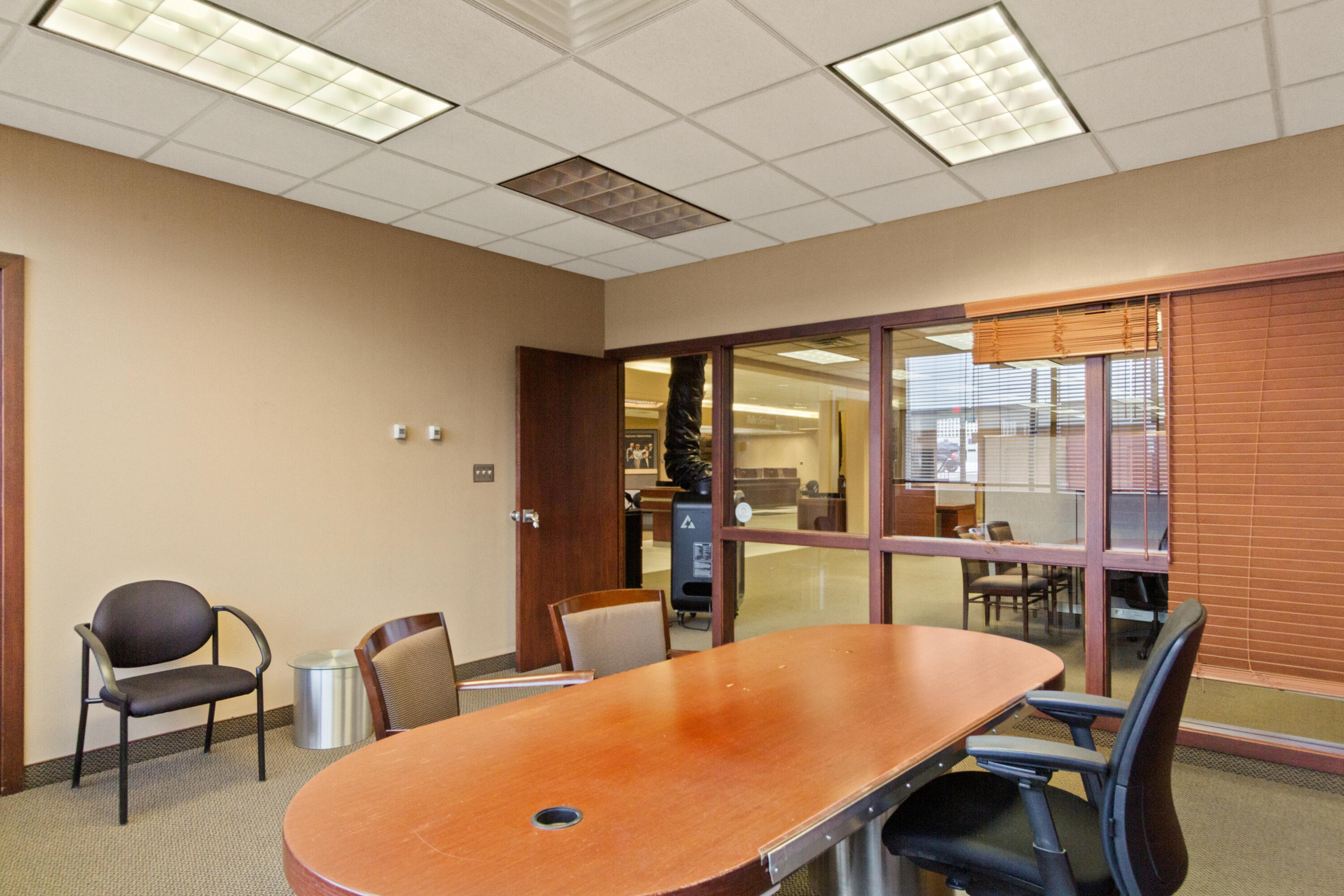 17 1st Avenue Sw Property Photo 4