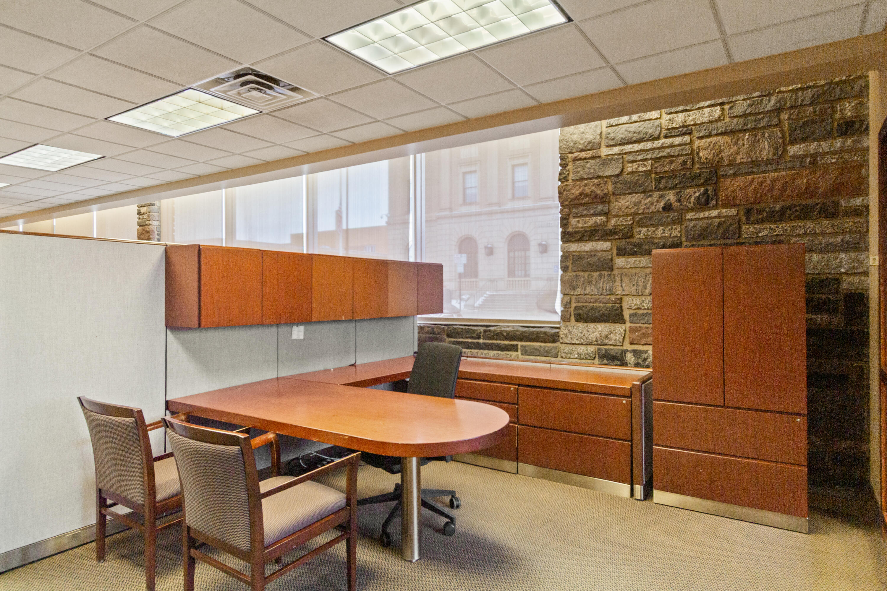 17 1st Avenue Sw Property Photo 5