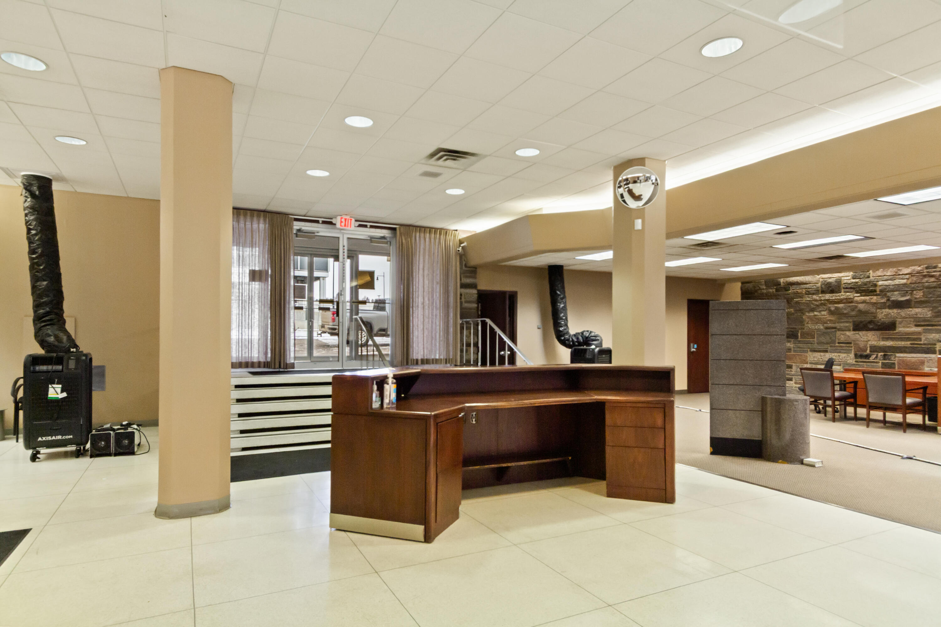 17 1st Avenue Sw Property Photo 10