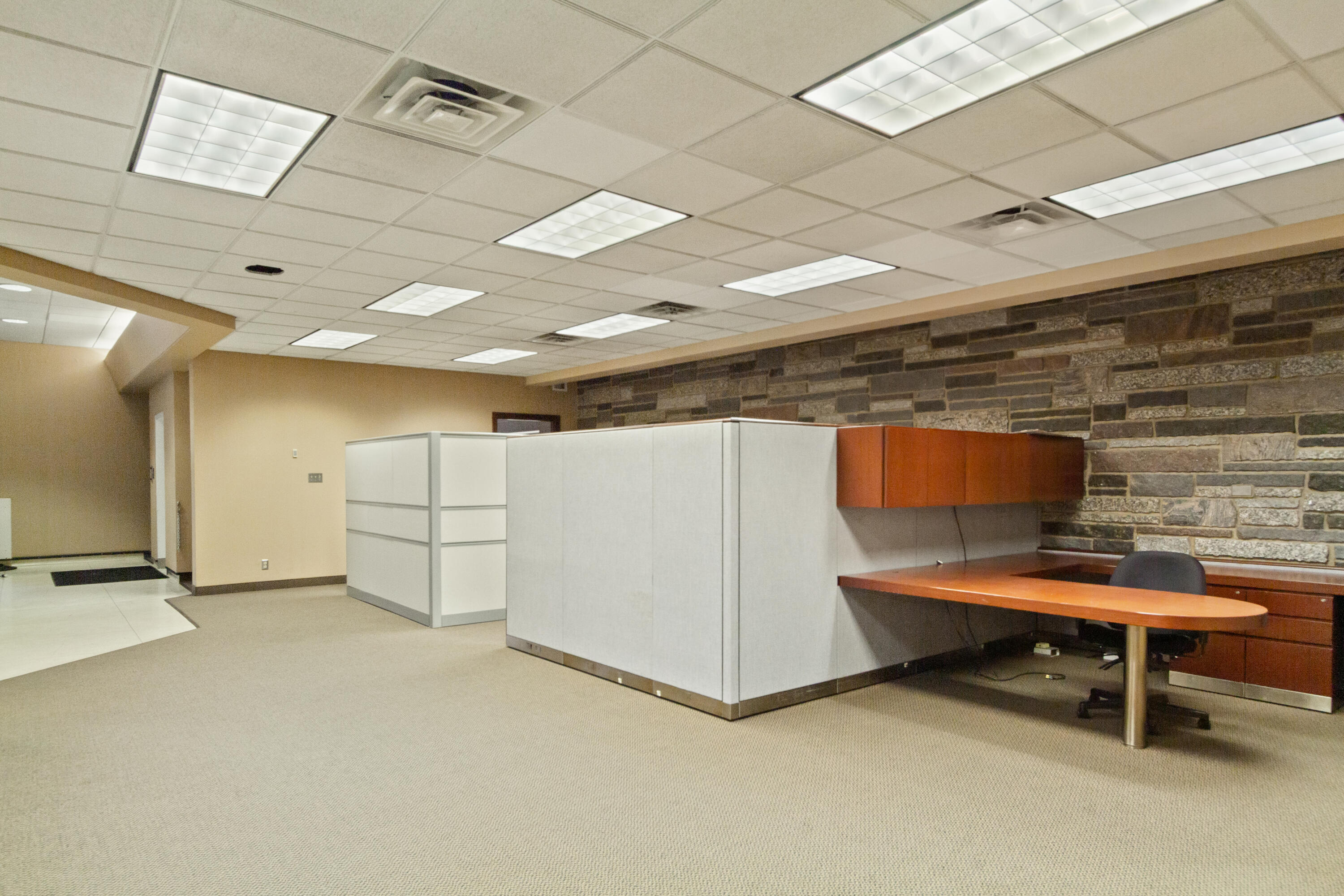 17 1st Avenue Sw Property Photo 11