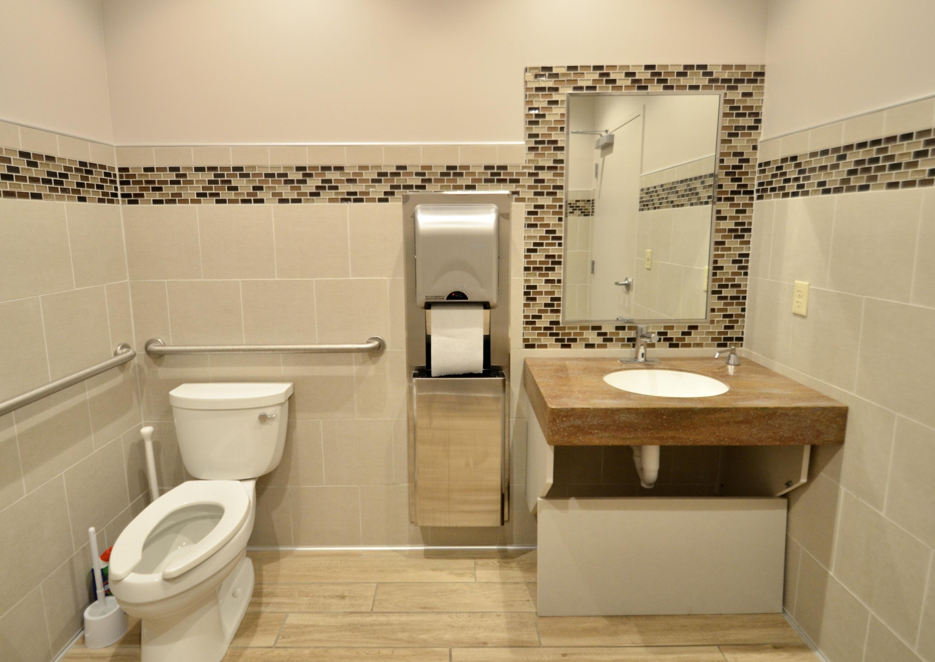 749 23rd Avenue E Property Photo 16