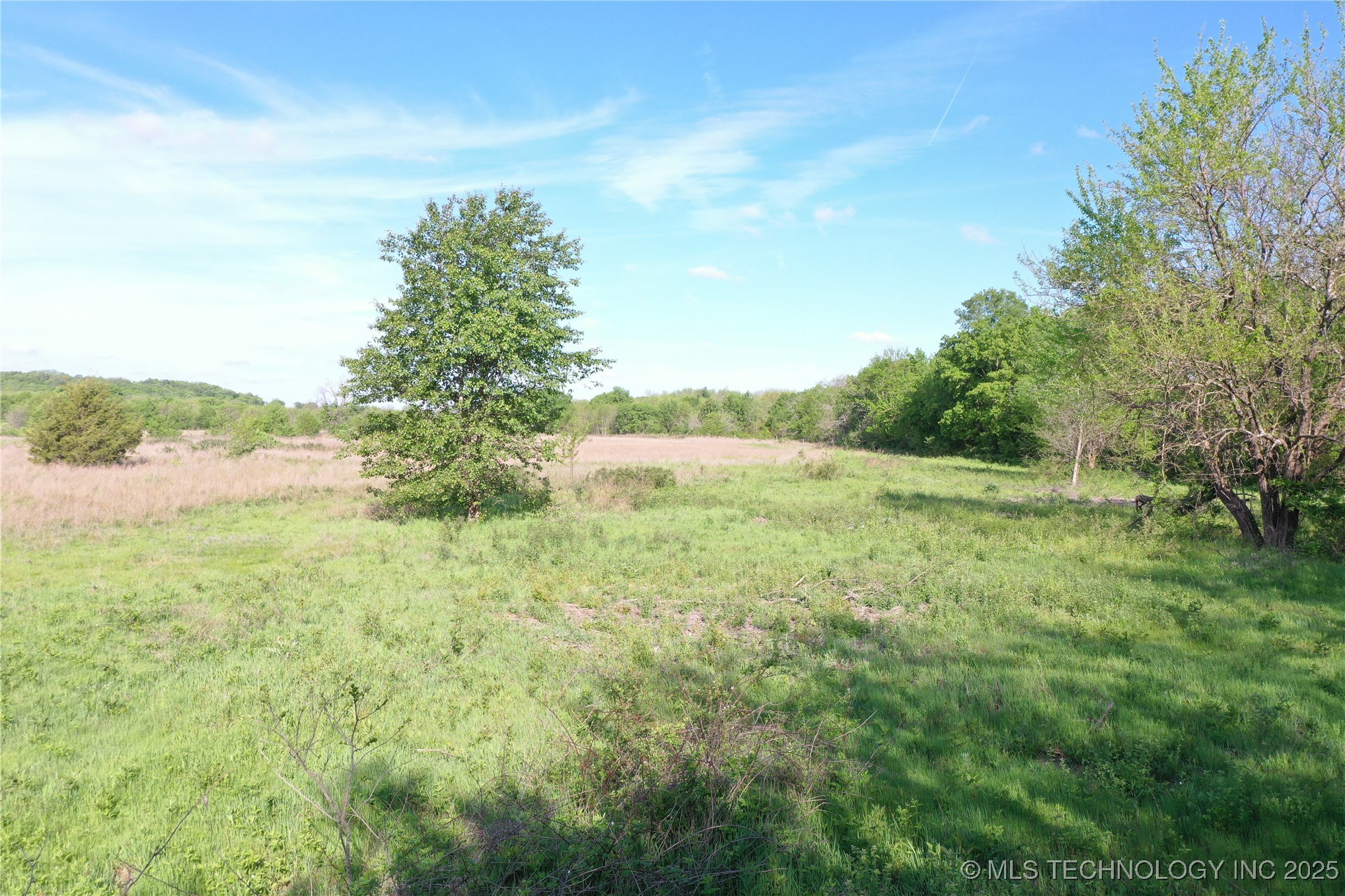 7500 Twin Hills Road Property Photo 2