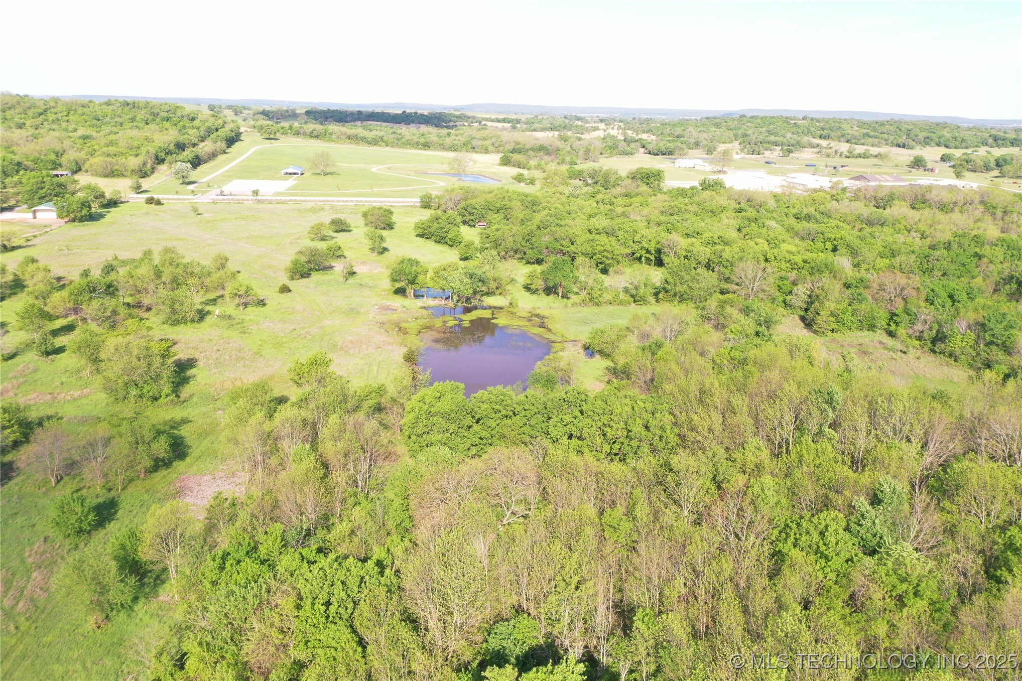 7500 Twin Hills Road Property Photo 9