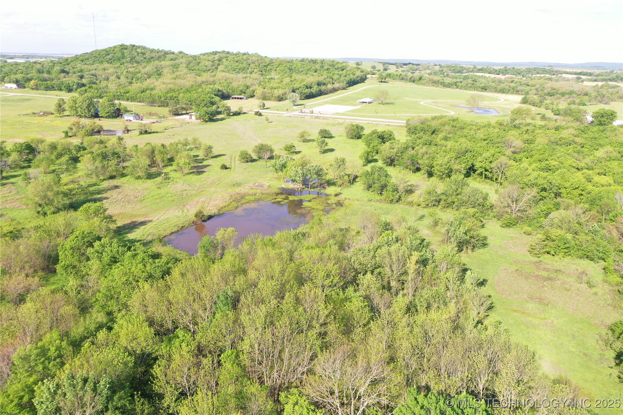 7500 Twin Hills Road Property Photo 13