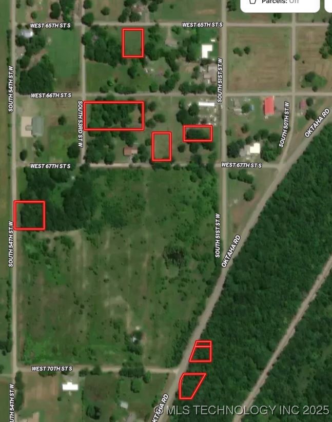 65th Property Photo 2