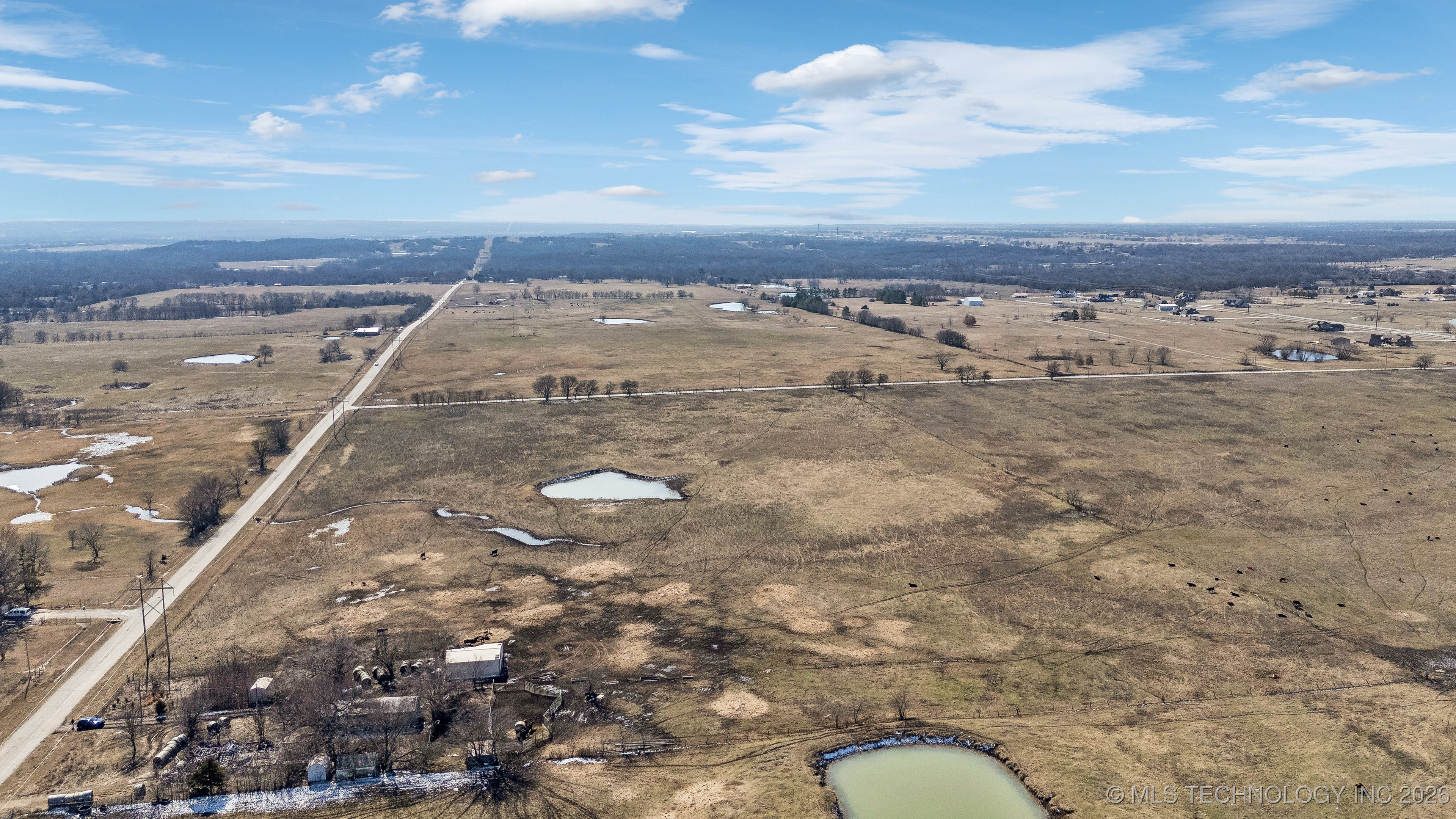 18820 S Elwood Avenue Property Photo 3