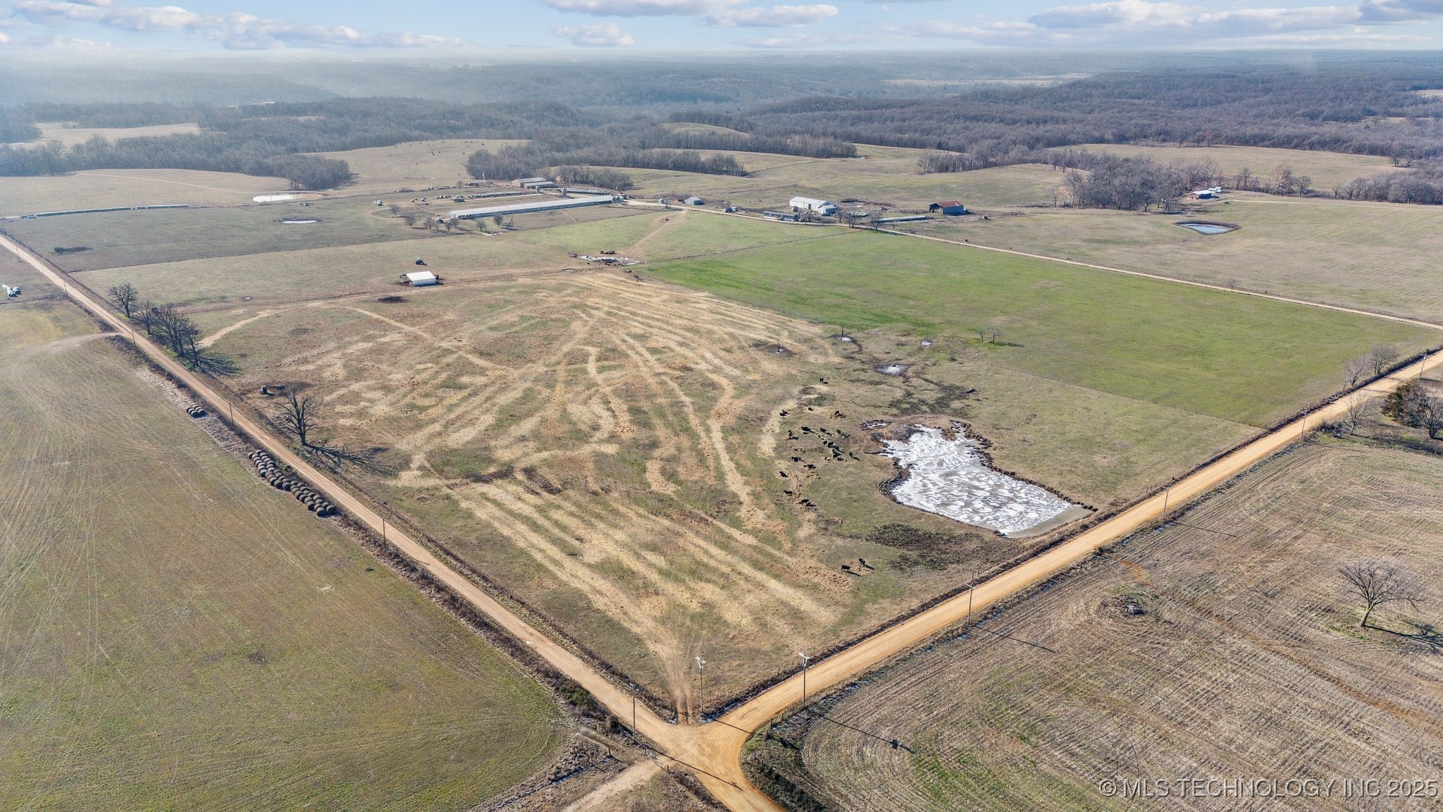 21897 E 458 Road Property Photo 2