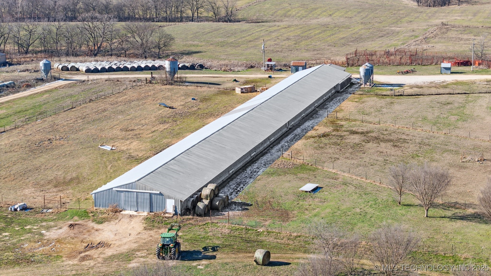 21897 E 458 Road Property Photo 12