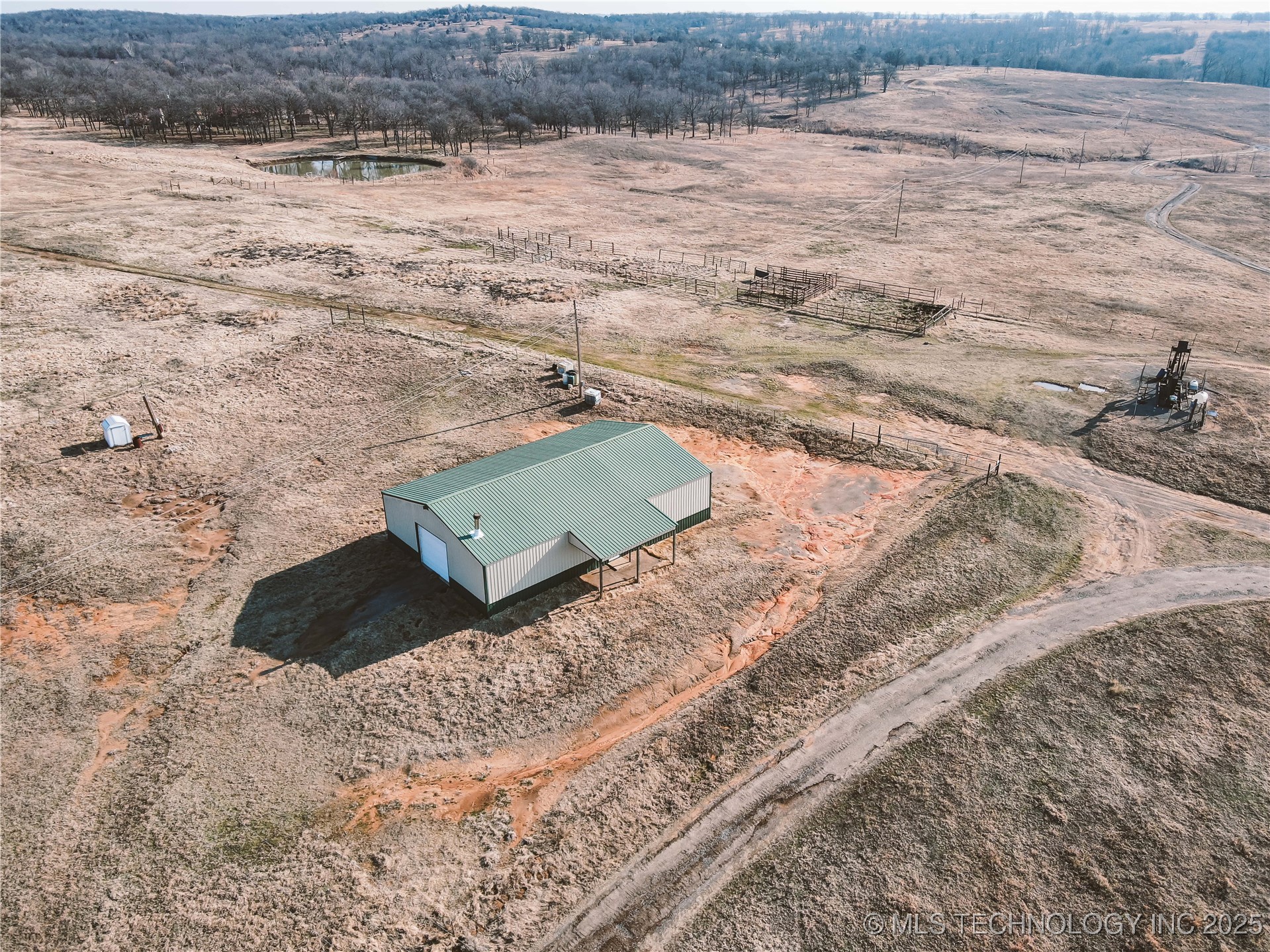 52487 W Hwy 16 Property Photo 4