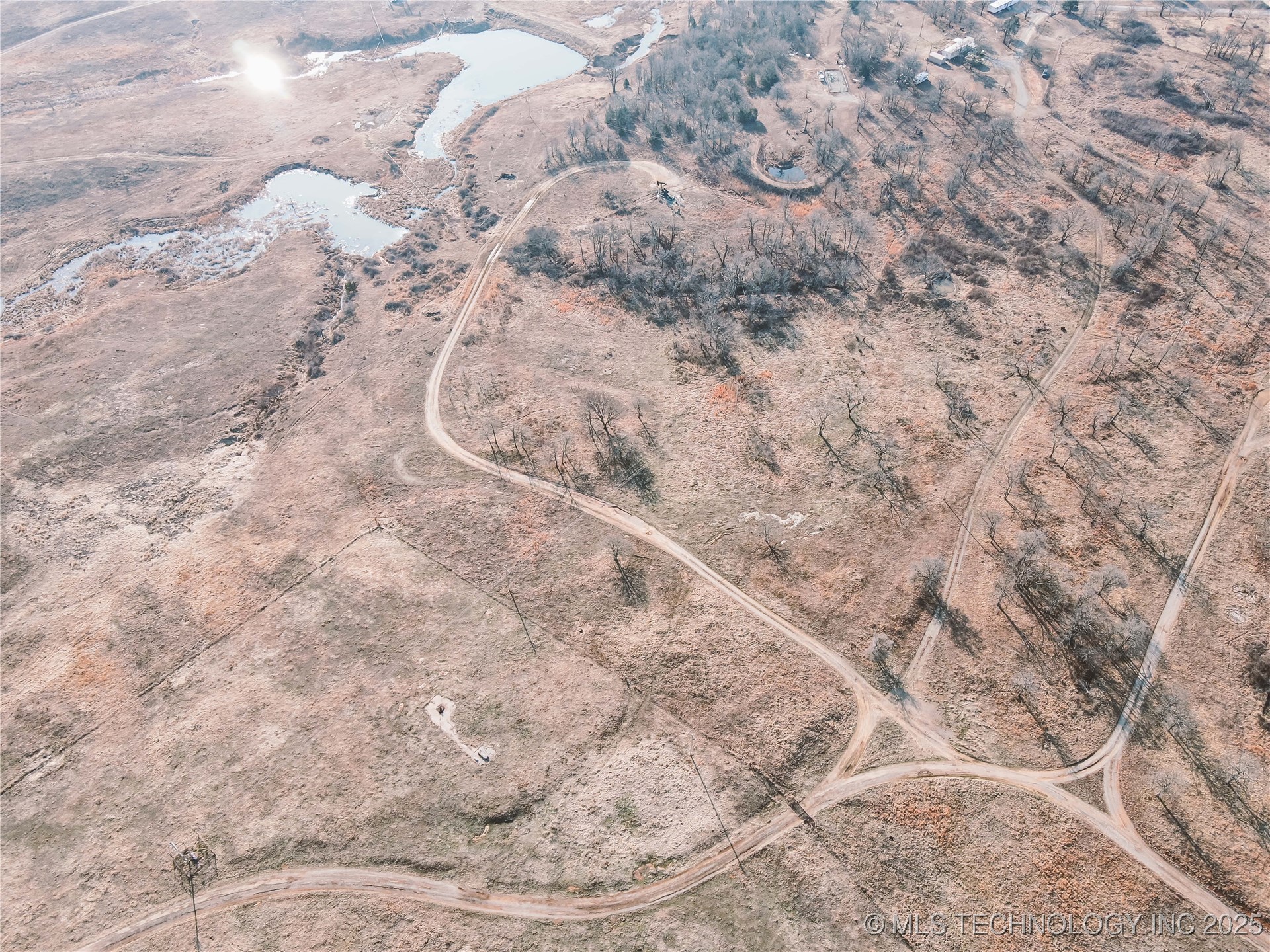 52487 W Hwy 16 Property Photo 7