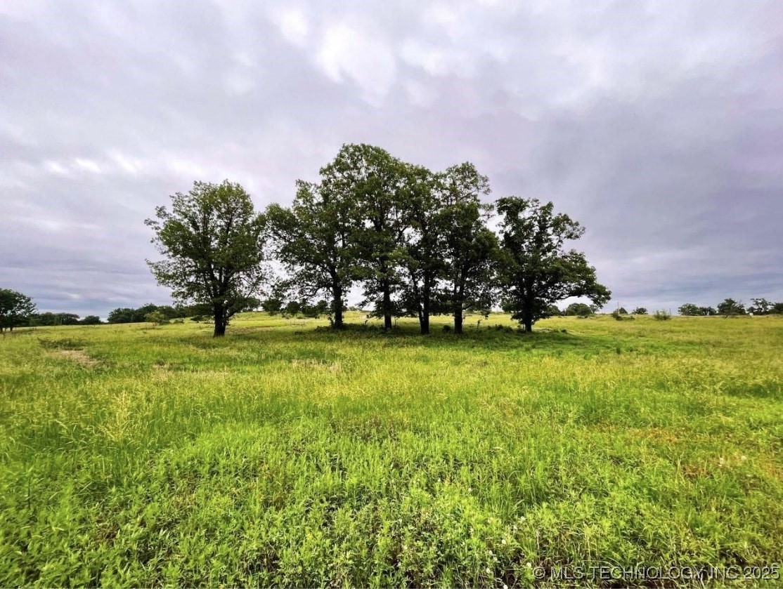 E Tipperary Road Property Photo 2