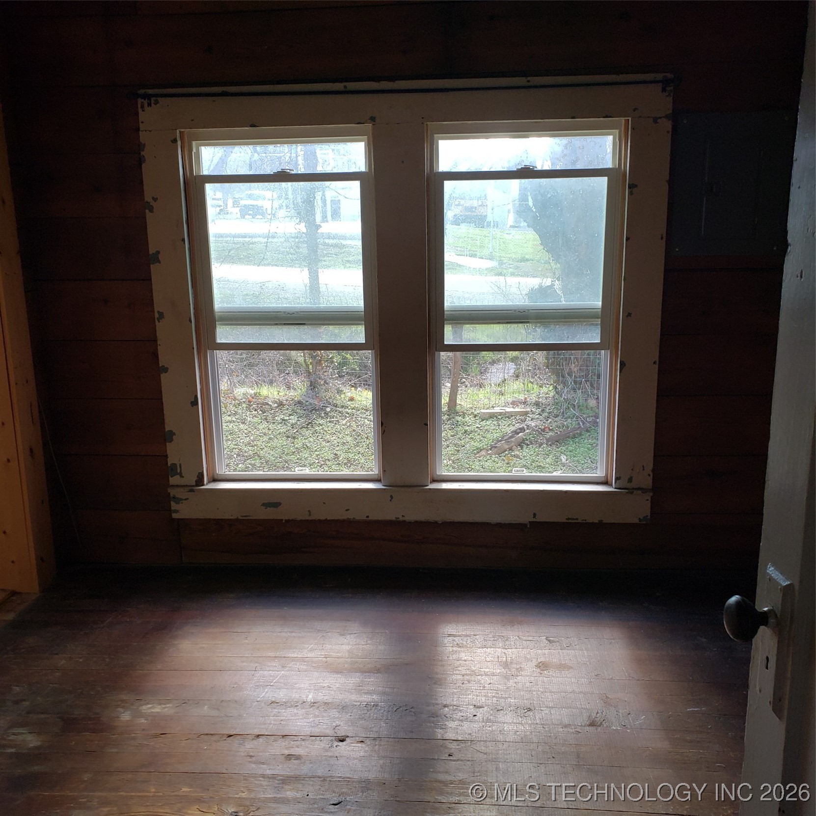 283 Highland Street Property Photo 5