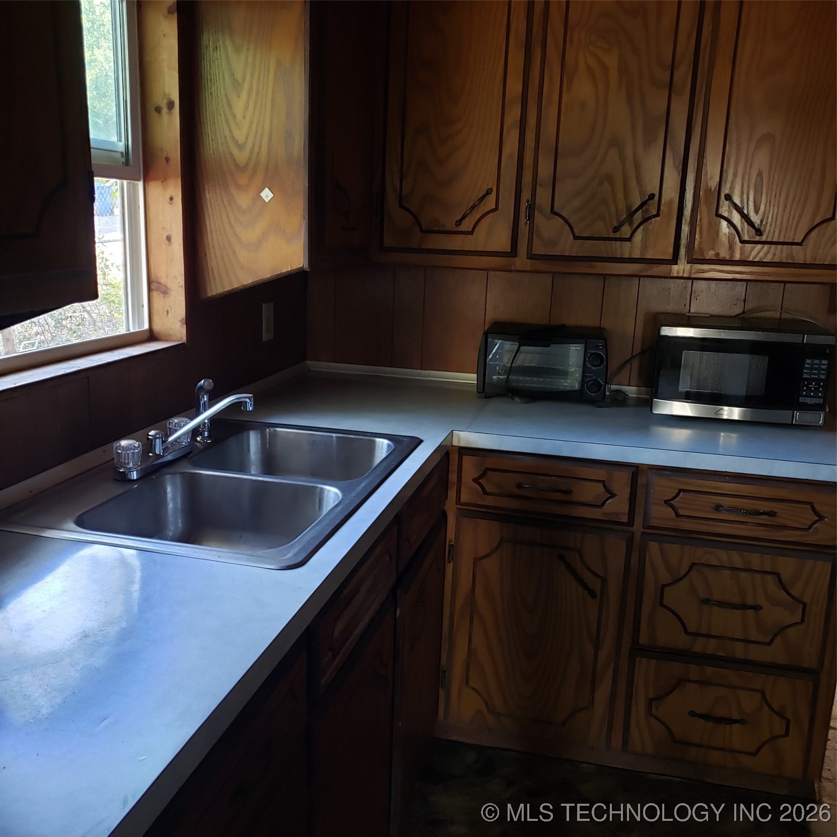 283 Highland Street Property Photo 10