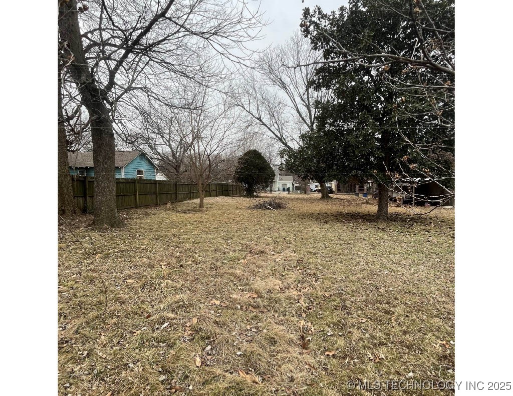 N Columbia Place Property Photo 2