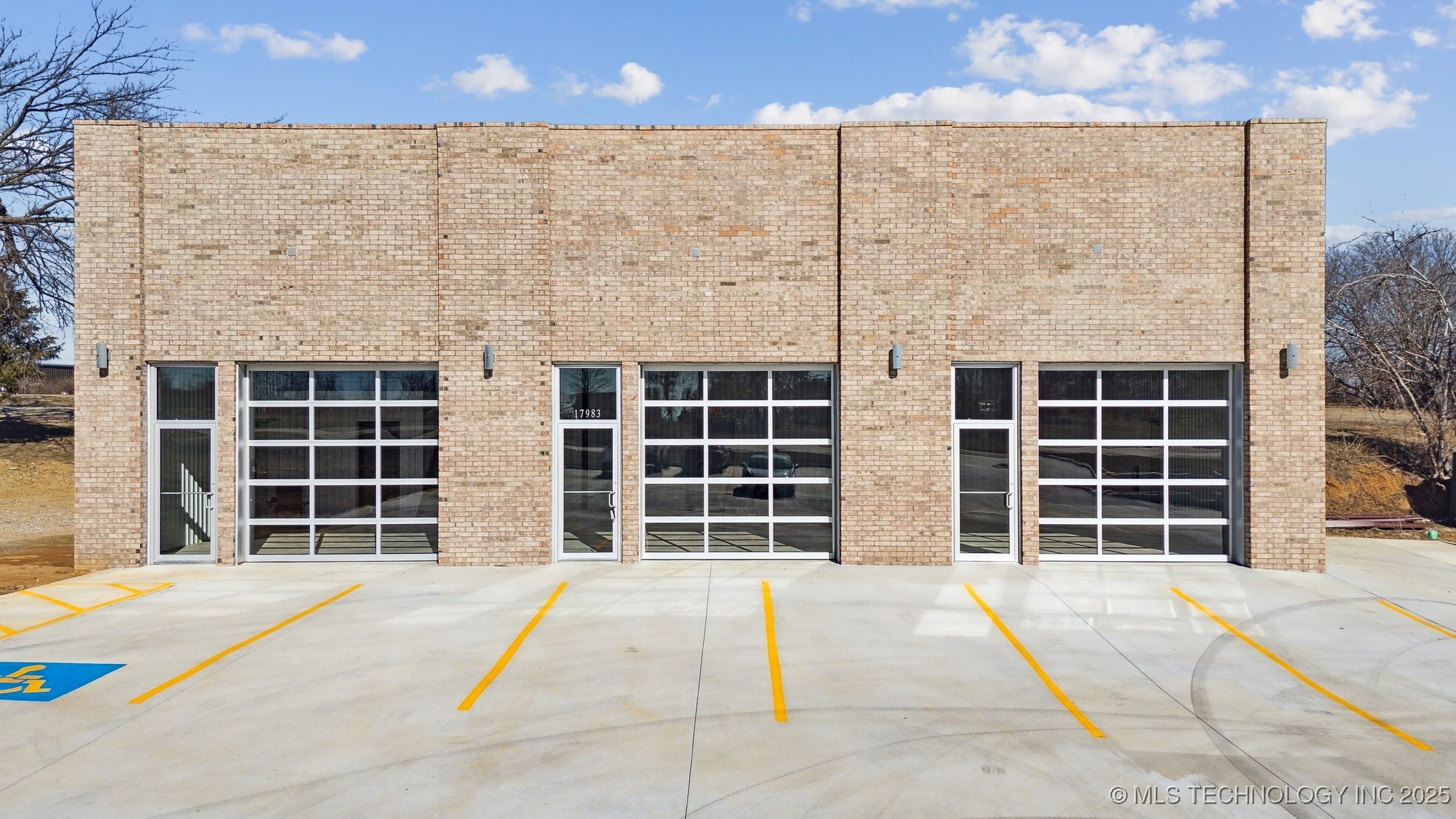 17983 E 116th Street N Property Photo 7