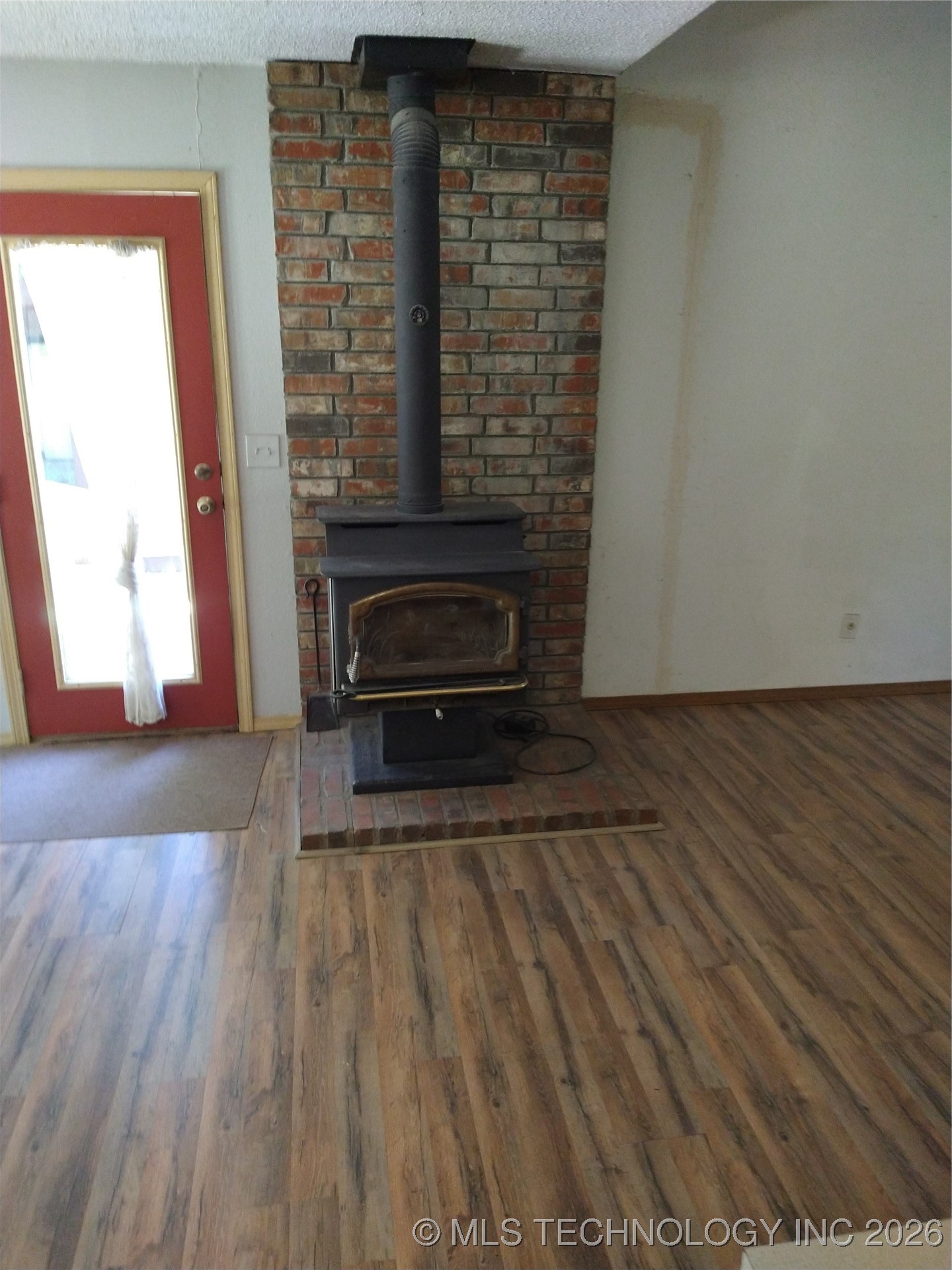 10670 S 4200 Road S Property Photo 9