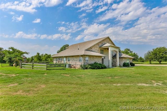 11261 Kingfisher Property Photo 1