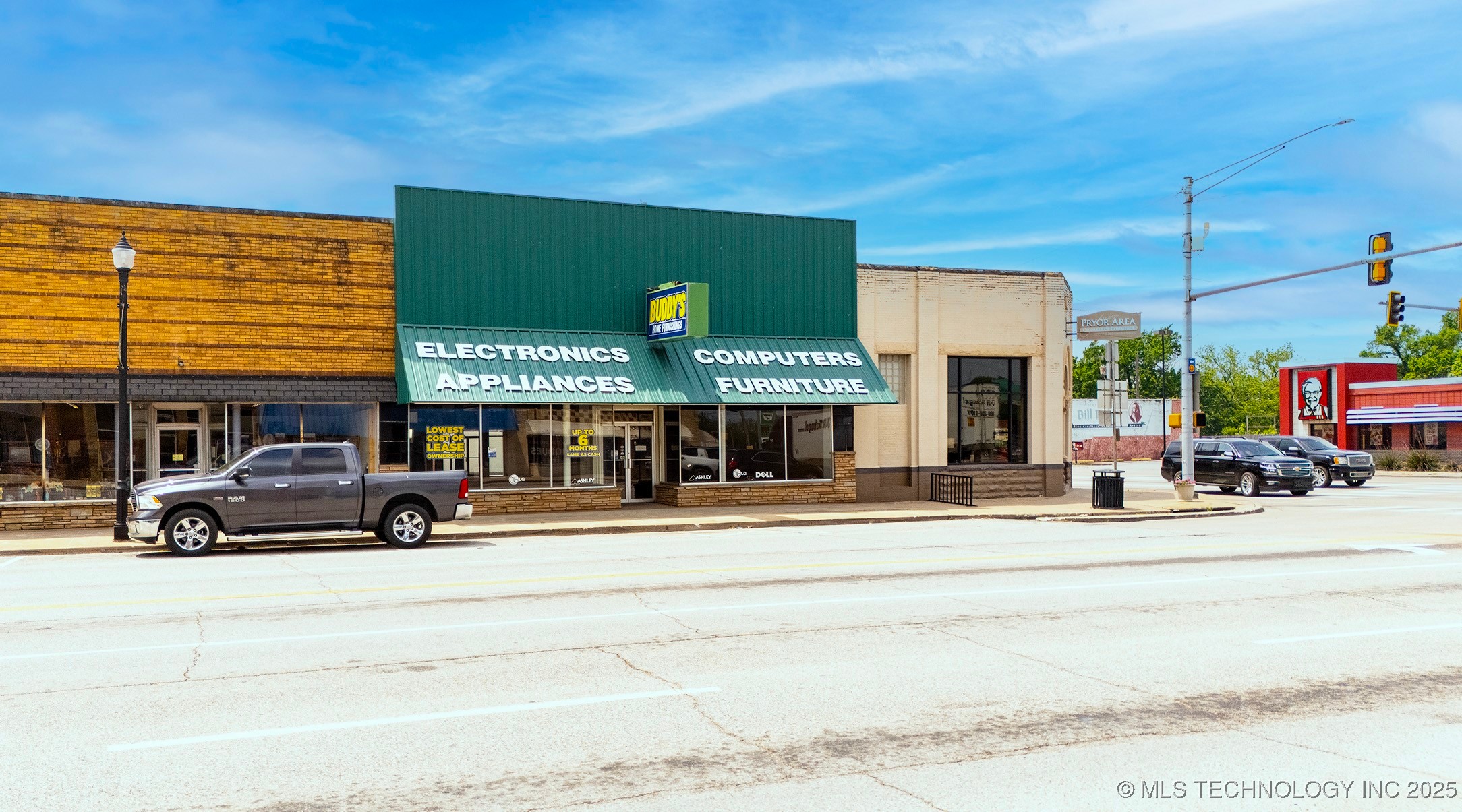 104 E Graham Avenue Property Photo 4