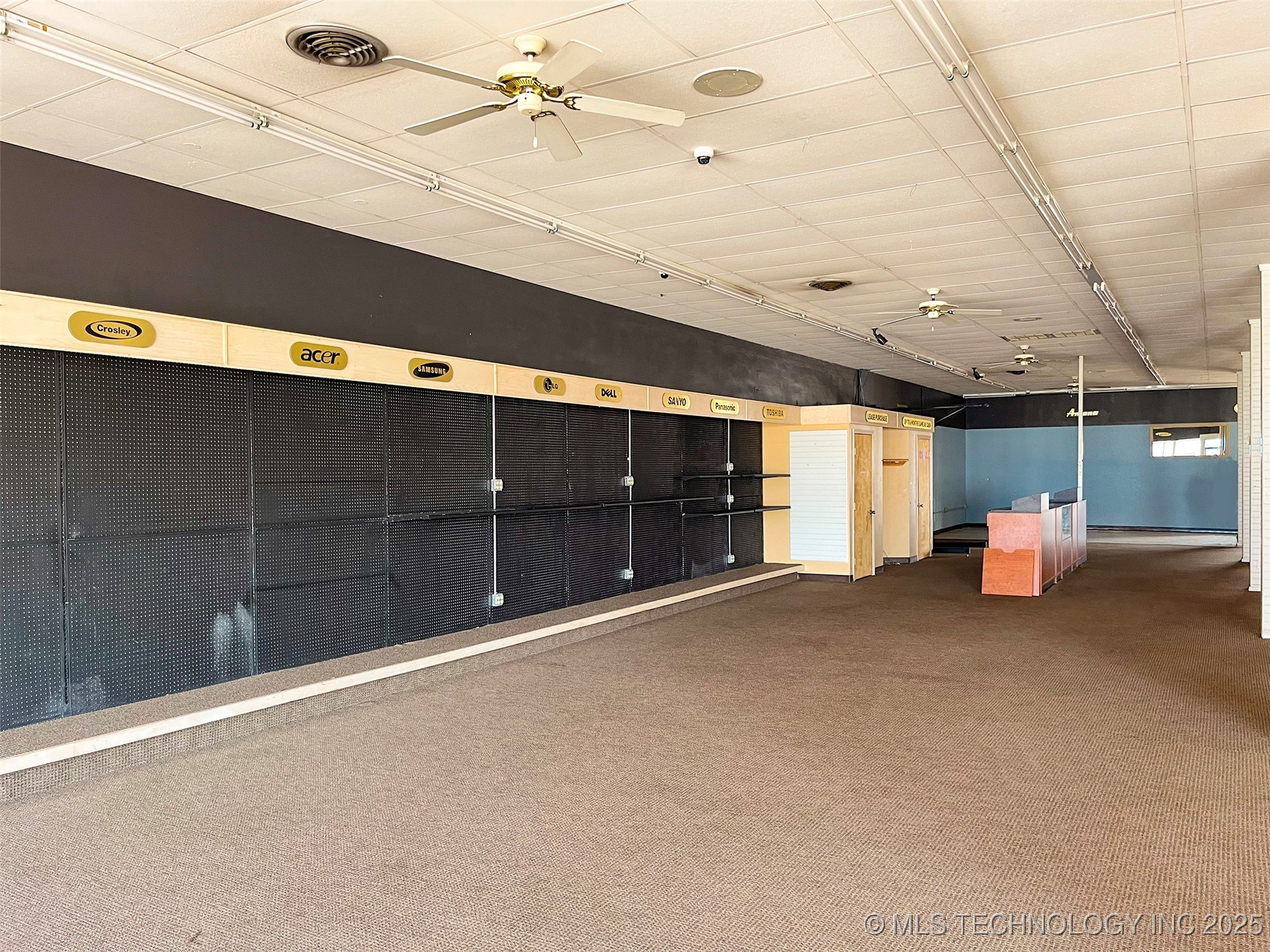 104 E Graham Avenue Property Photo 22