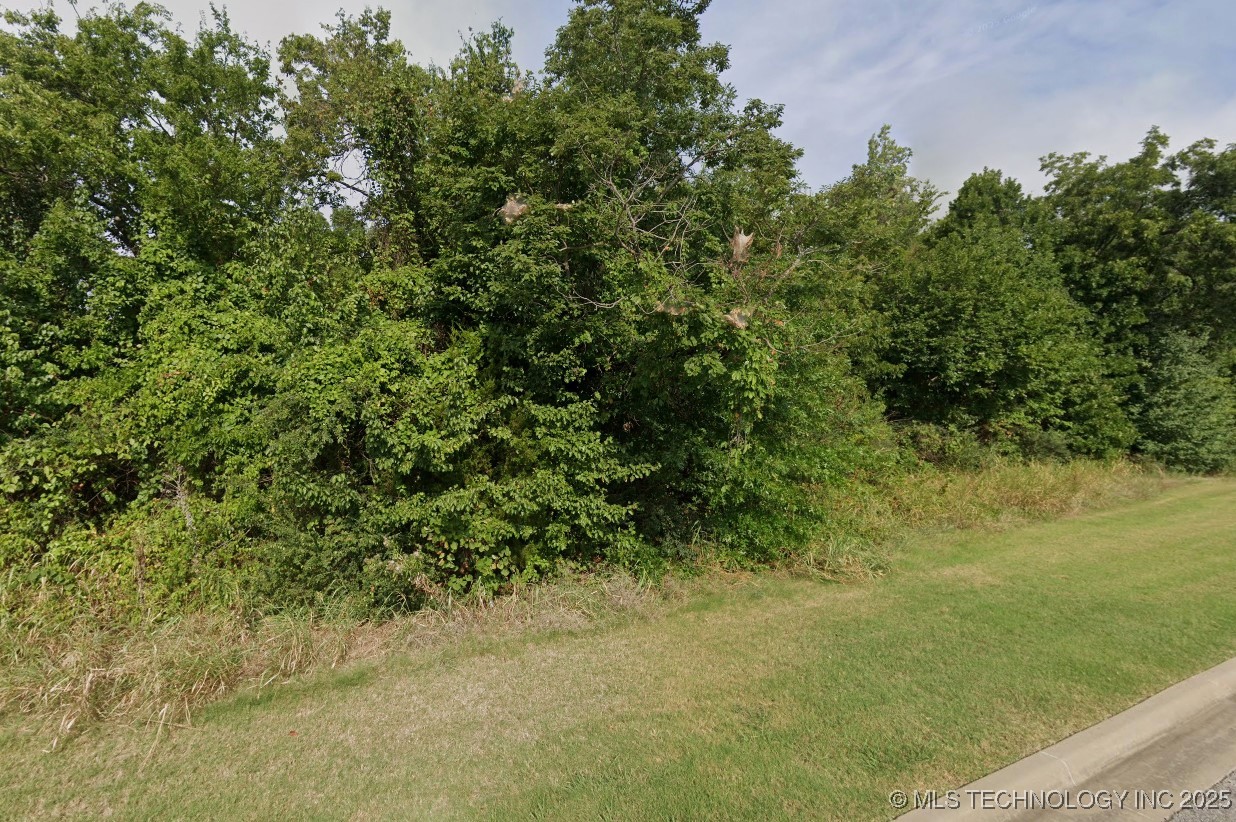 S Harvard Avenue Property Photo 7