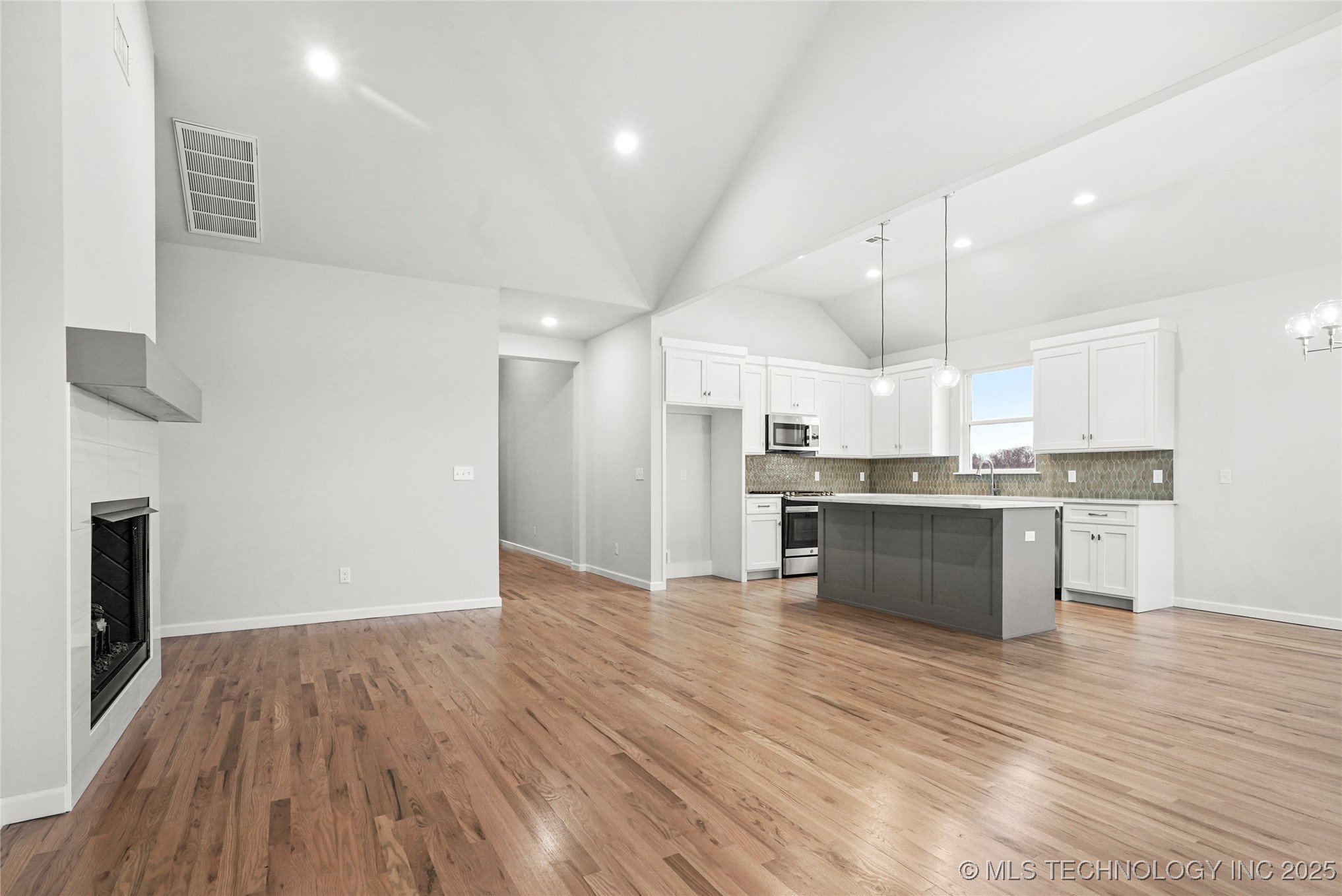 27784 E 109th Street S Property Photo 7