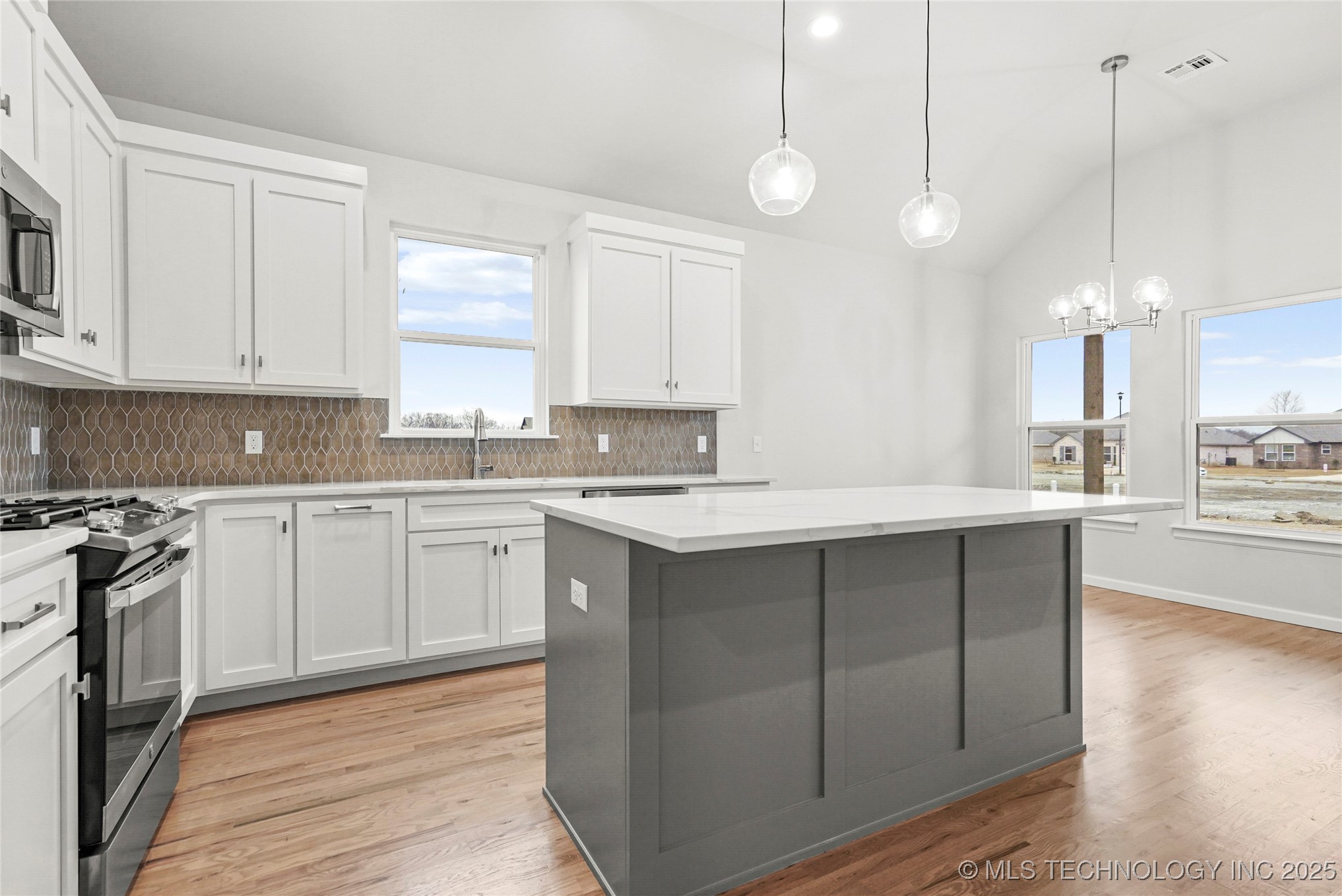 27784 E 109th Street S Property Photo 9