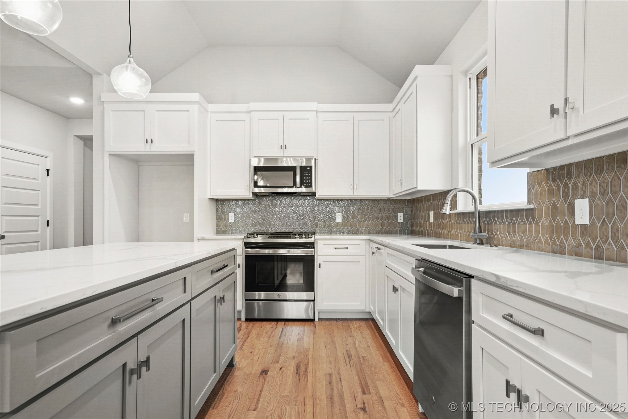 27784 E 109th Street S Property Photo 11