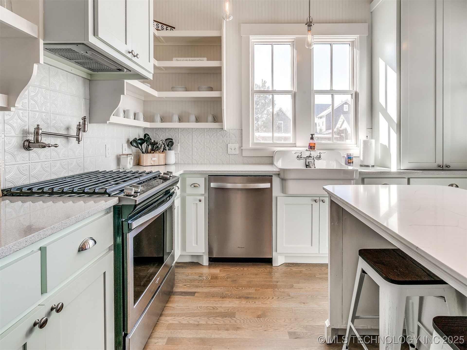 45 Center Lane S Property Photo 18