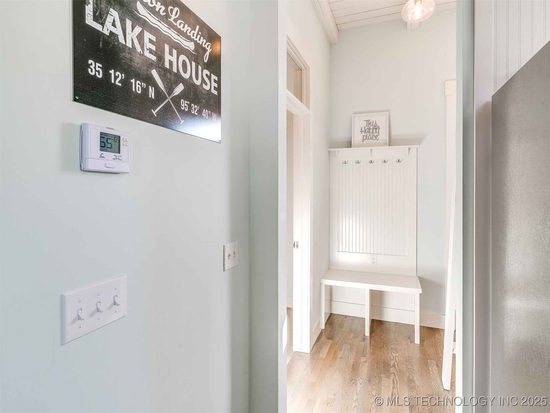 45 Center Lane S Property Photo 19