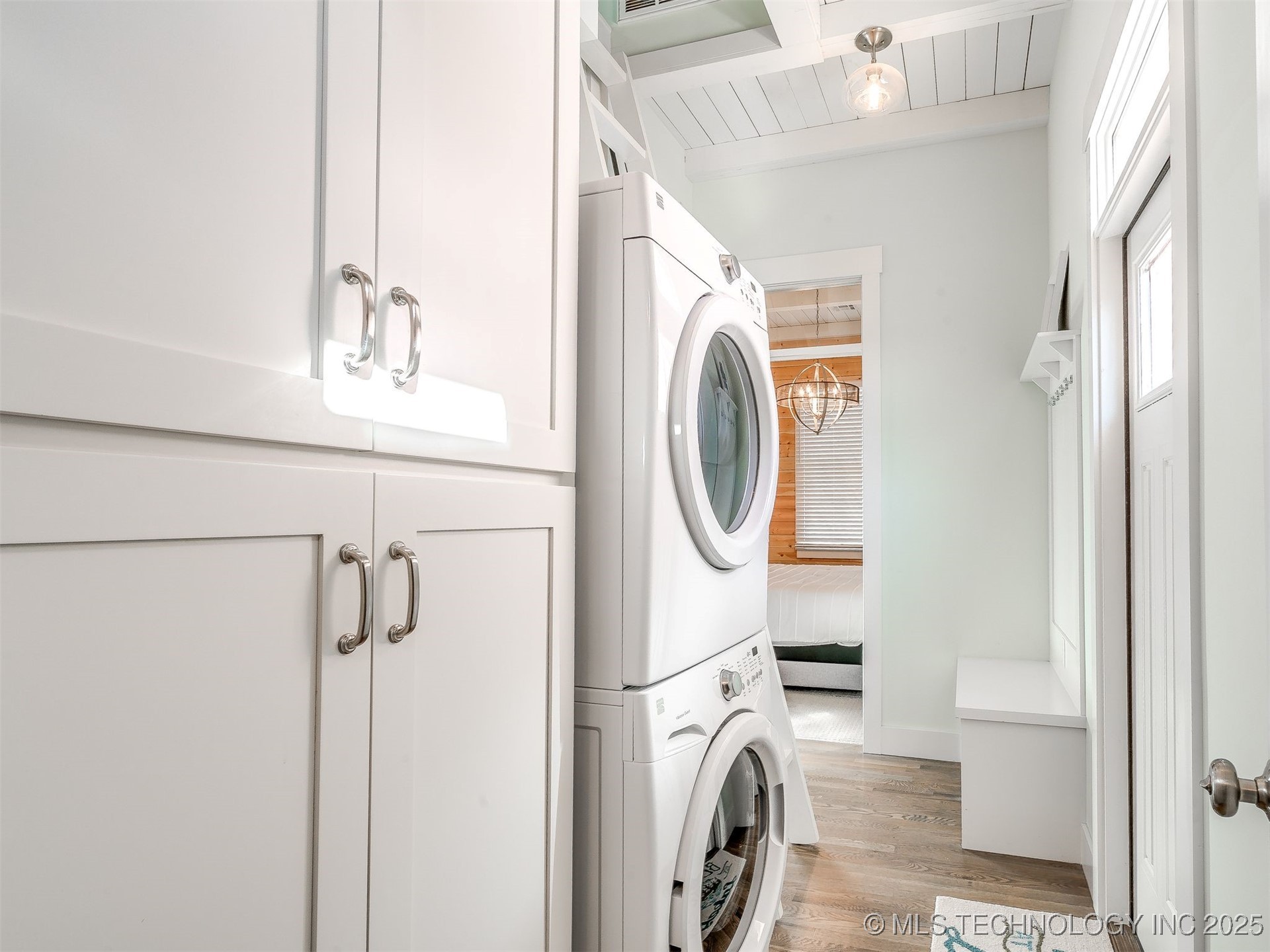 45 Center Lane S Property Photo 23