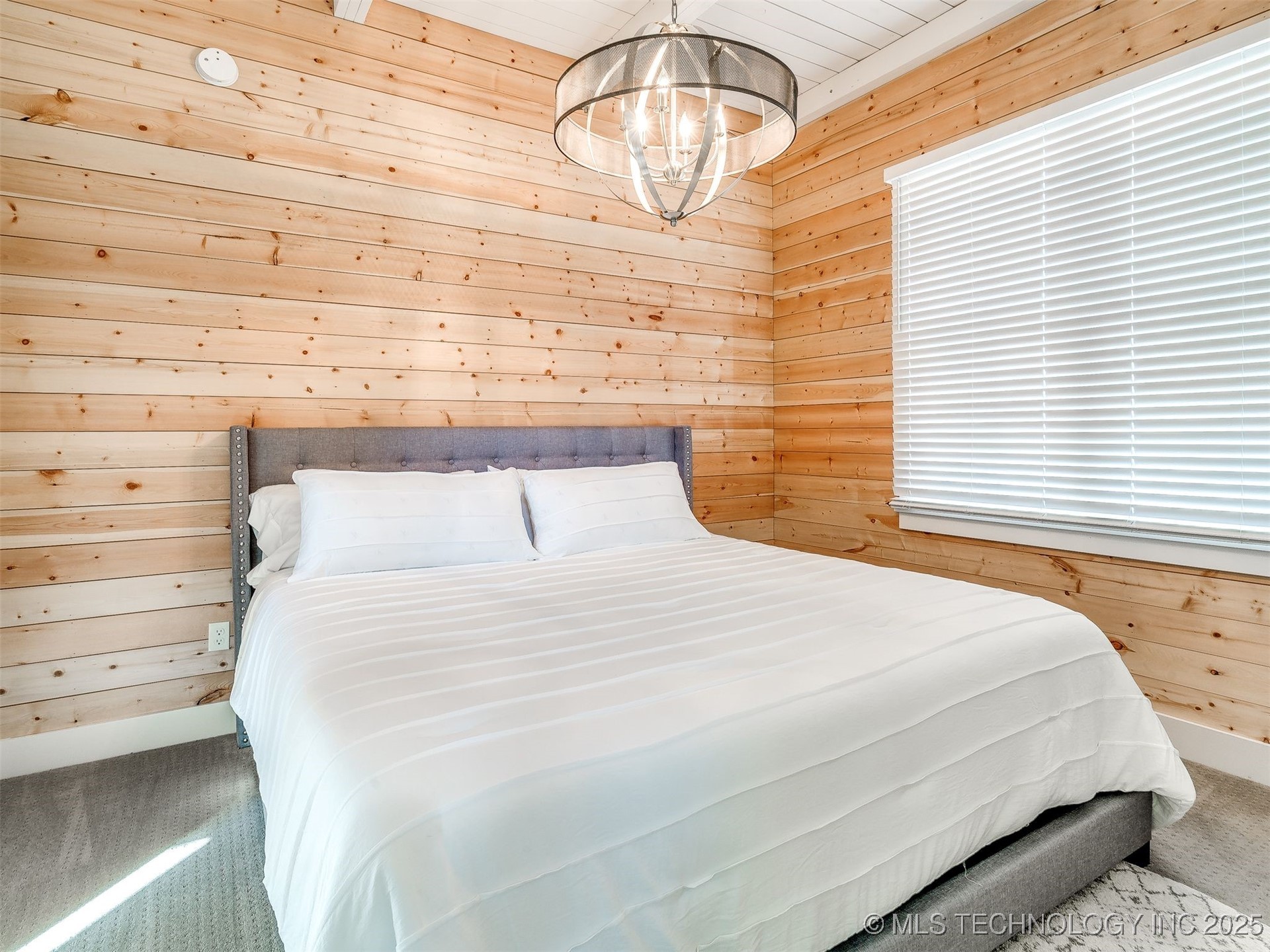 45 Center Lane S Property Photo 25