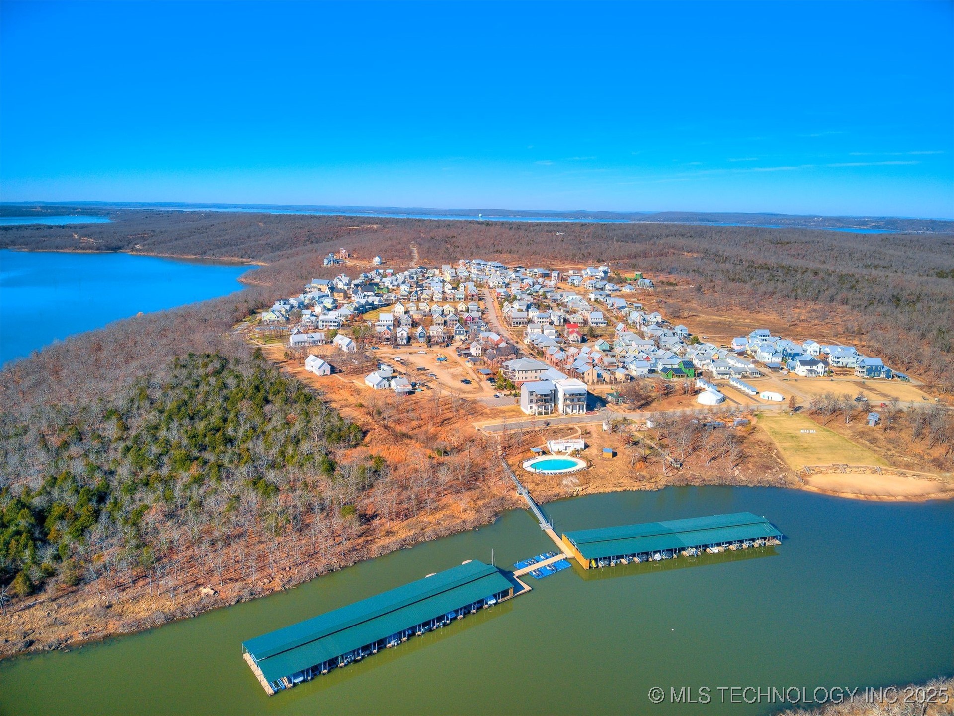 45 Center Lane S Property Photo 36