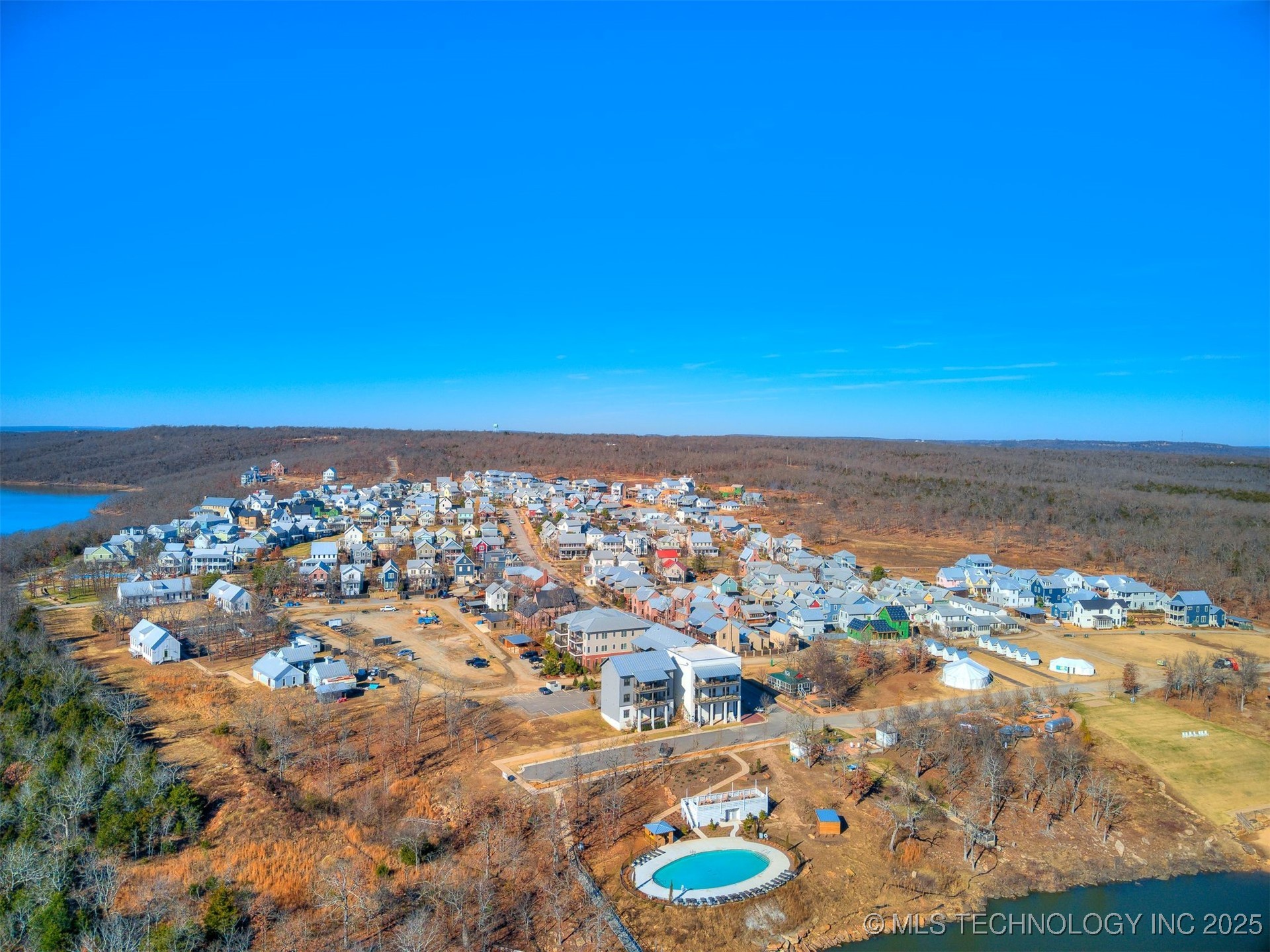 45 Center Lane S Property Photo 39