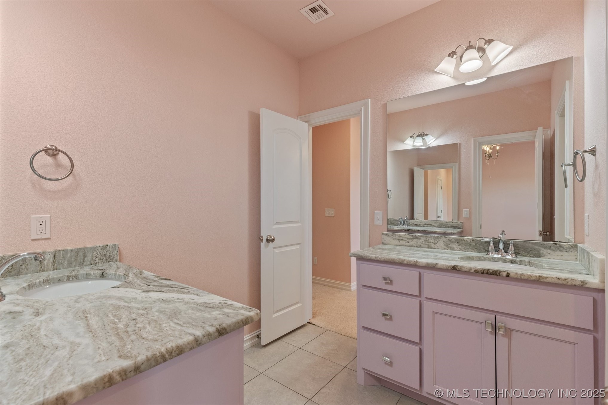 24138 S 4100 Road Property Photo 19