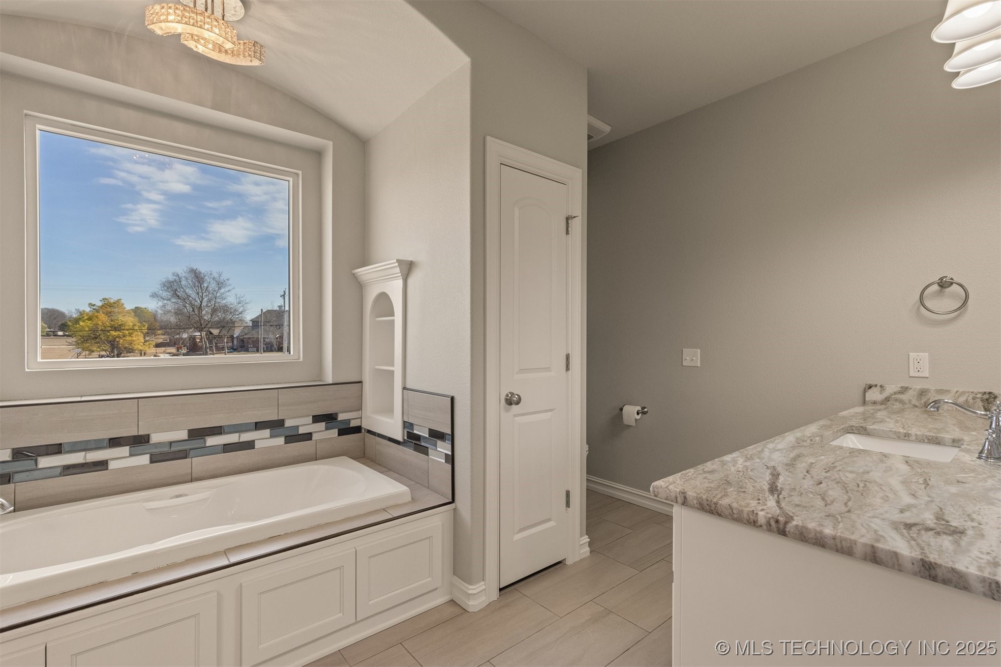 24138 S 4100 Road Property Photo 49